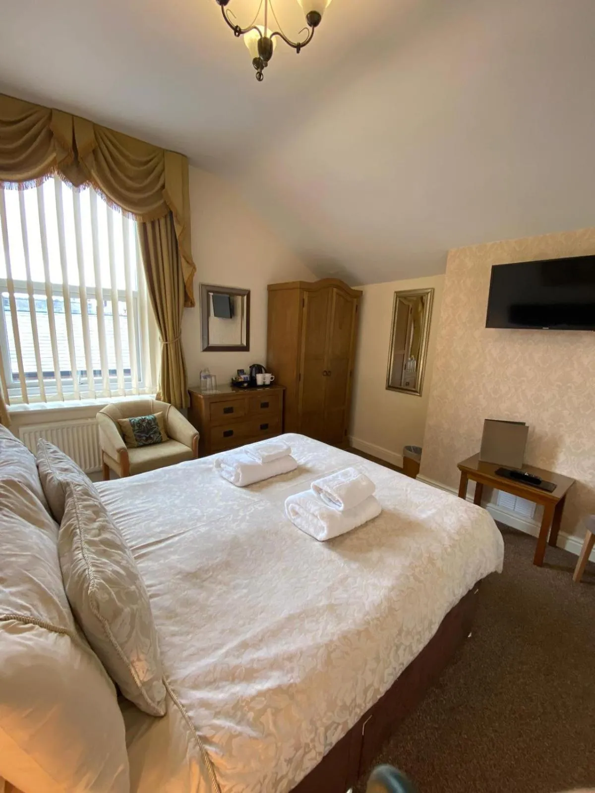 Bed in Cedar Lodge