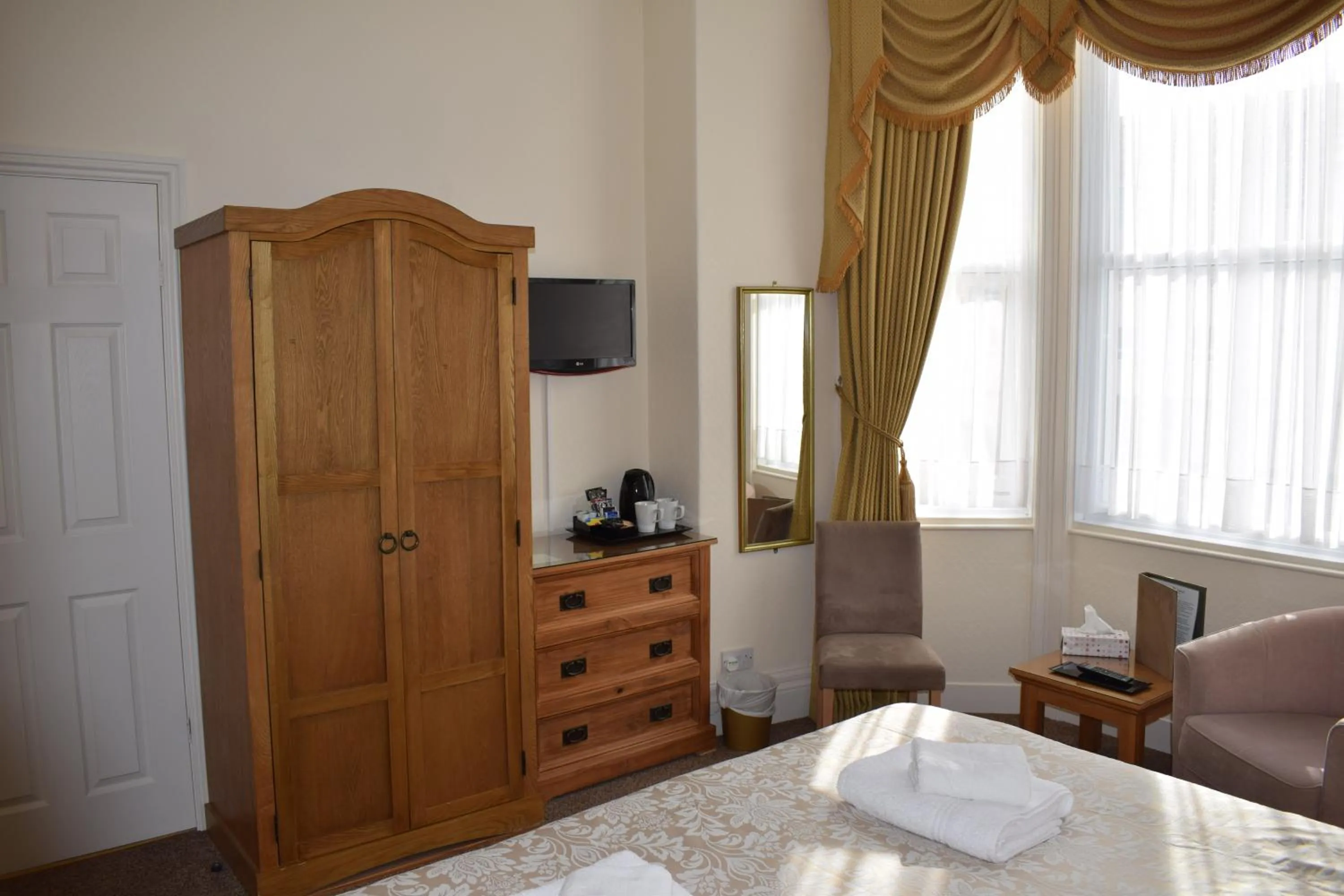 Bed in Cedar Lodge