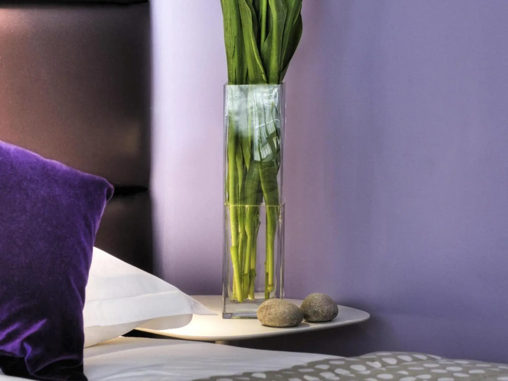 Bedroom, Bed in Mercure Nice Promenade Des Anglais Bedroom, Bed in Mercure Nice Promenade Des Anglais