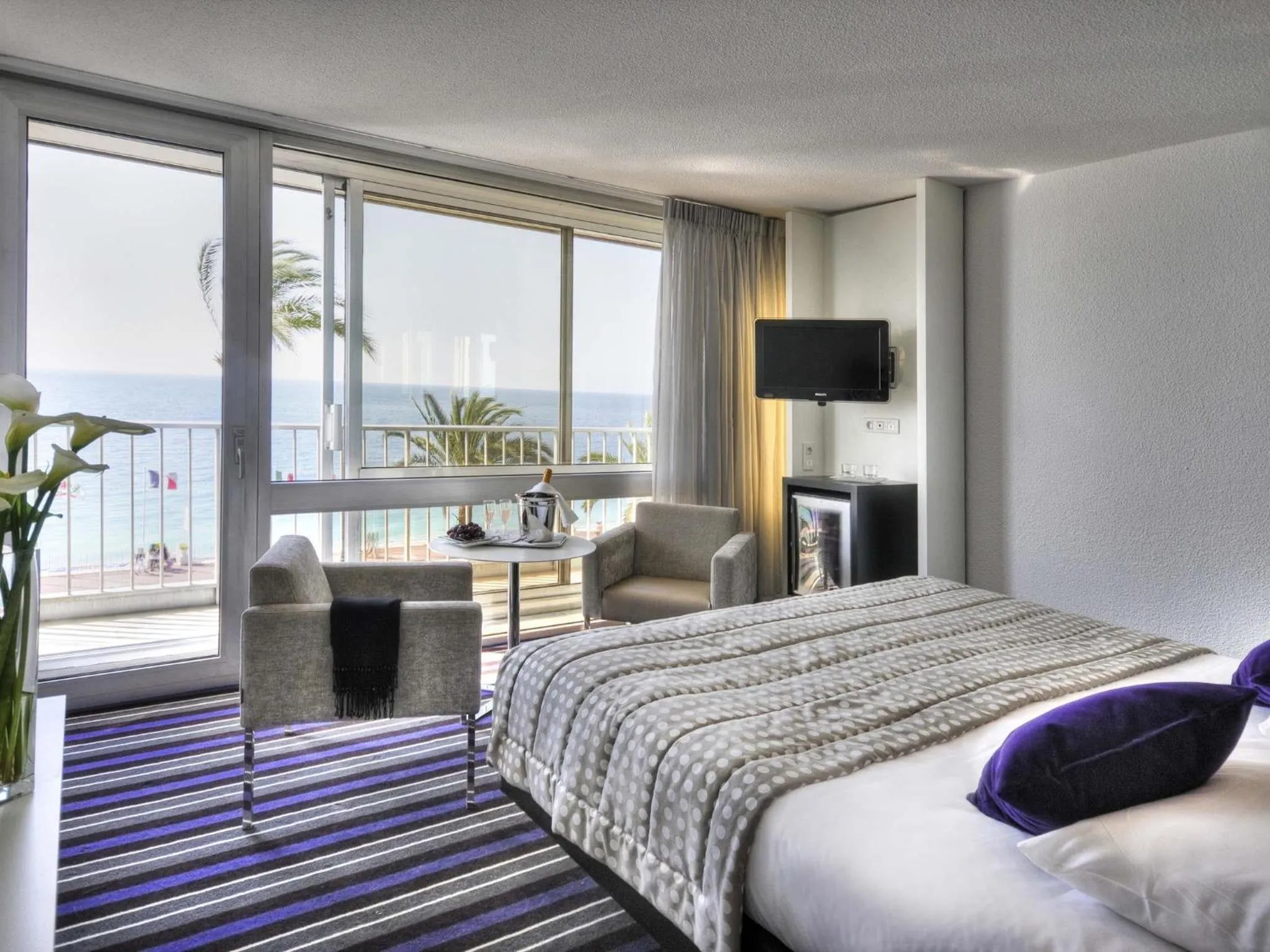 Bedroom, Bed in Mercure Nice Promenade Des Anglais