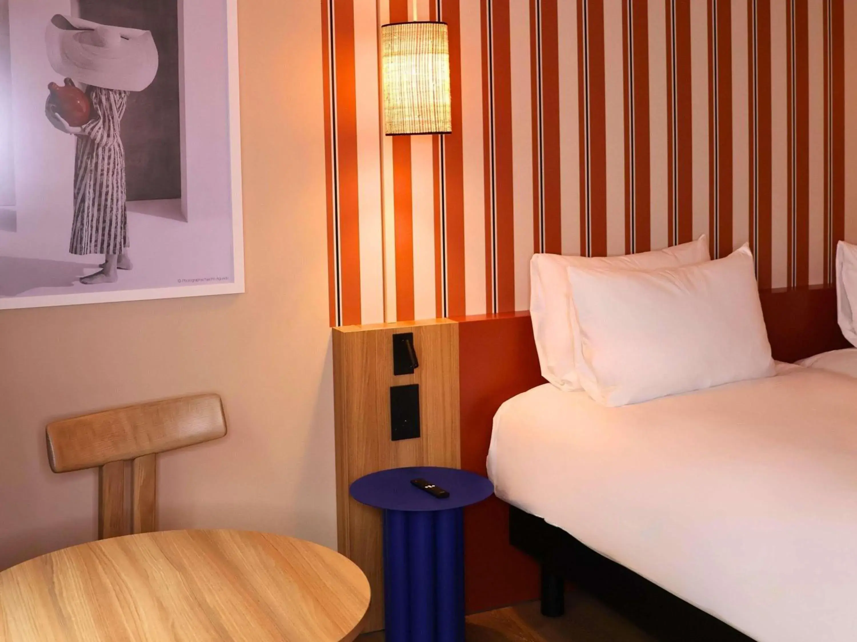 Bedroom, Bed in Mercure Nice Promenade Des Anglais Bedroom, Bed in Mercure Nice Promenade Des Anglais