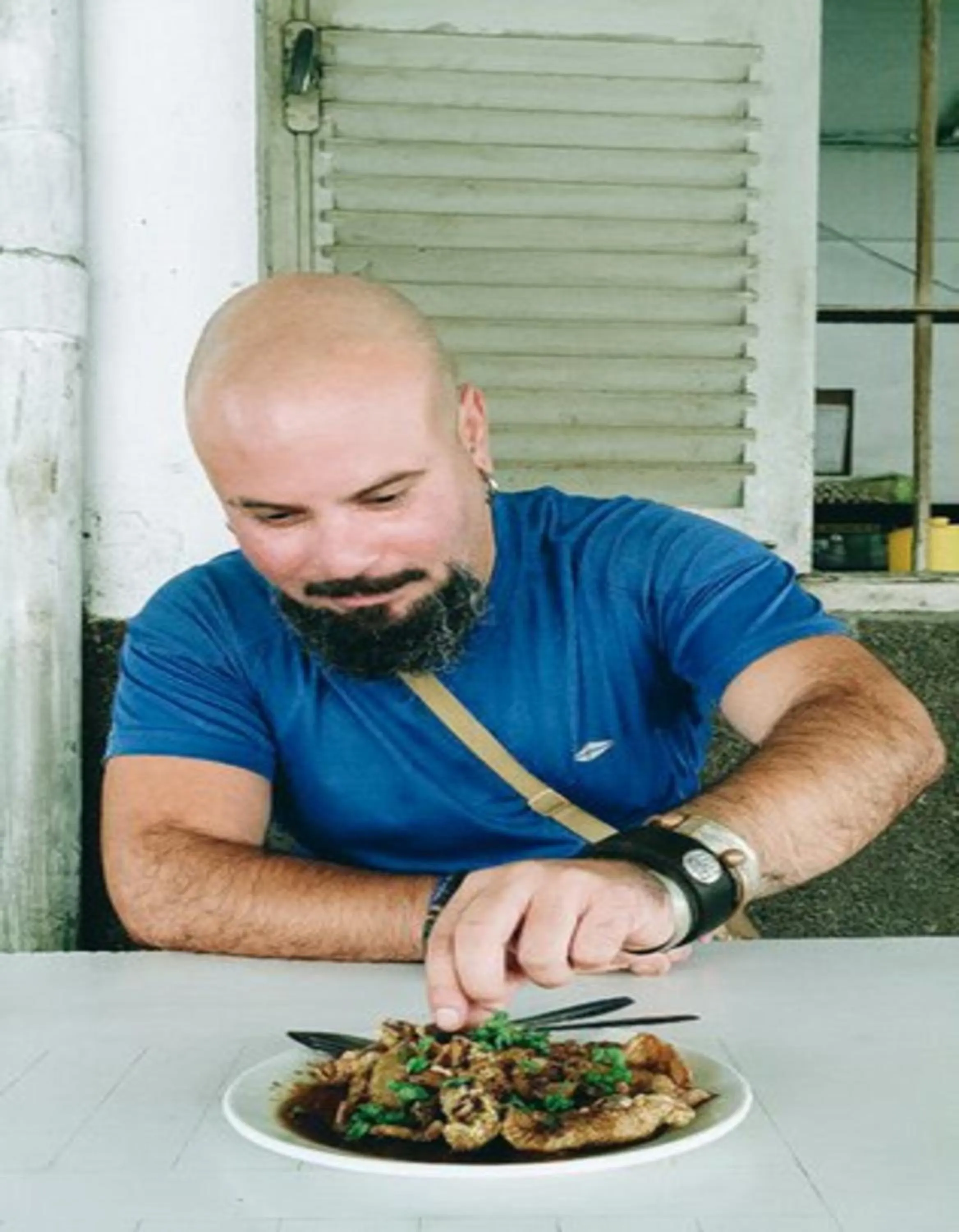 Guests in Semalam at Sun Yat Sen - SELF CHECK IN