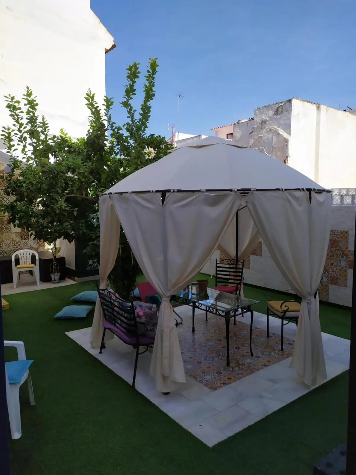 Patio in Málaga Centro Hostel