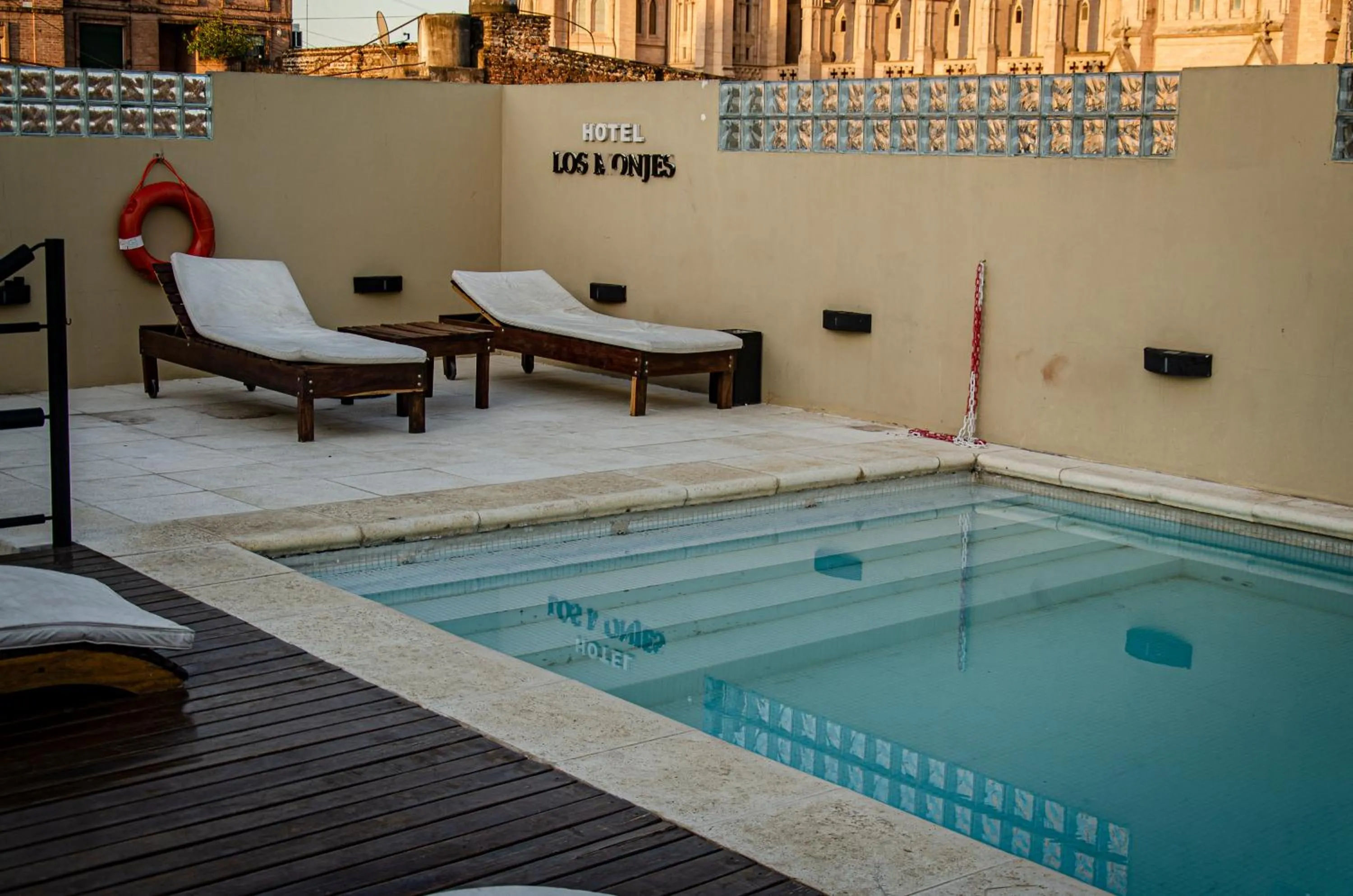 Los Monjes Hotel