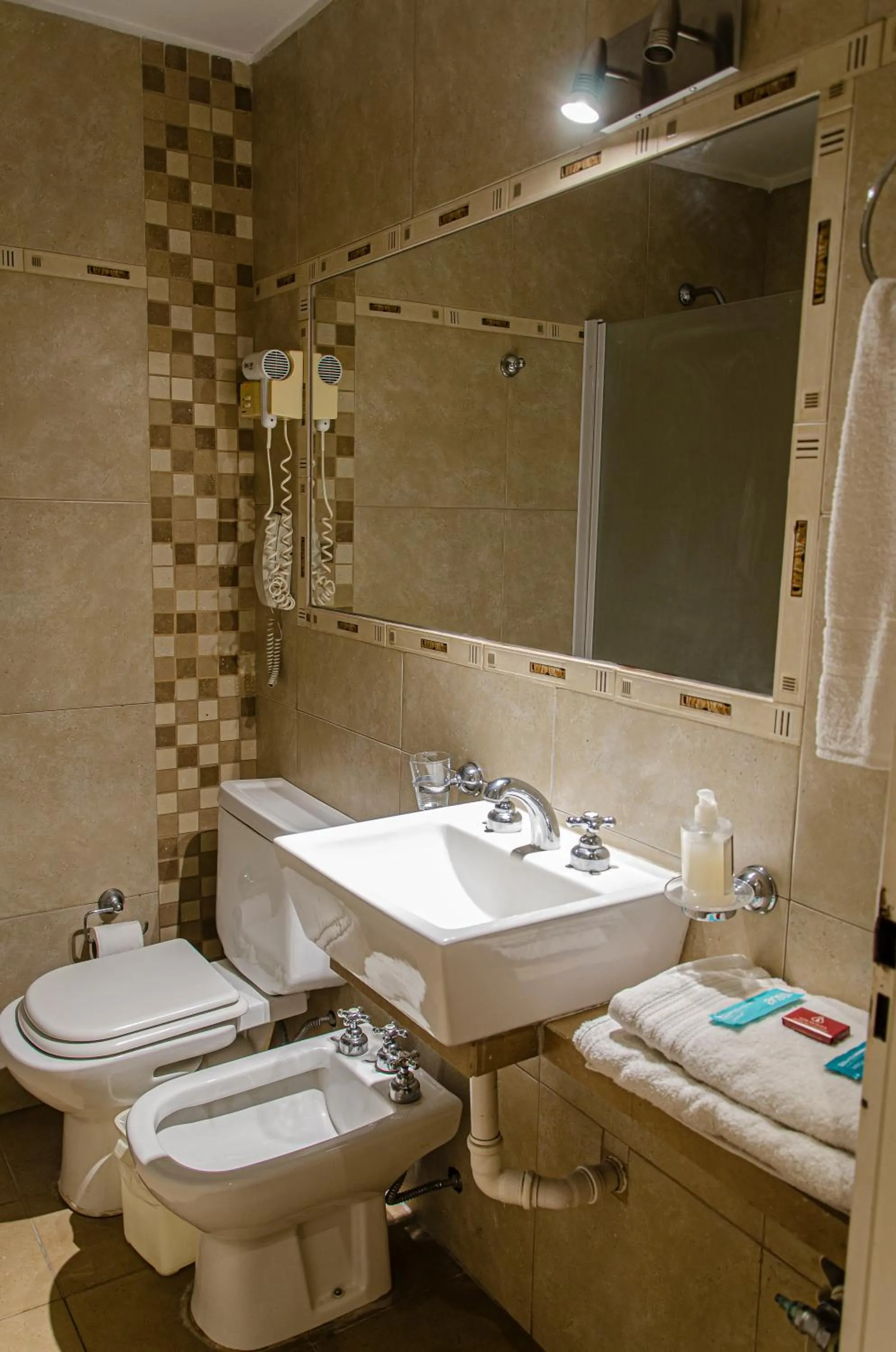 Los Monjes Hotel
