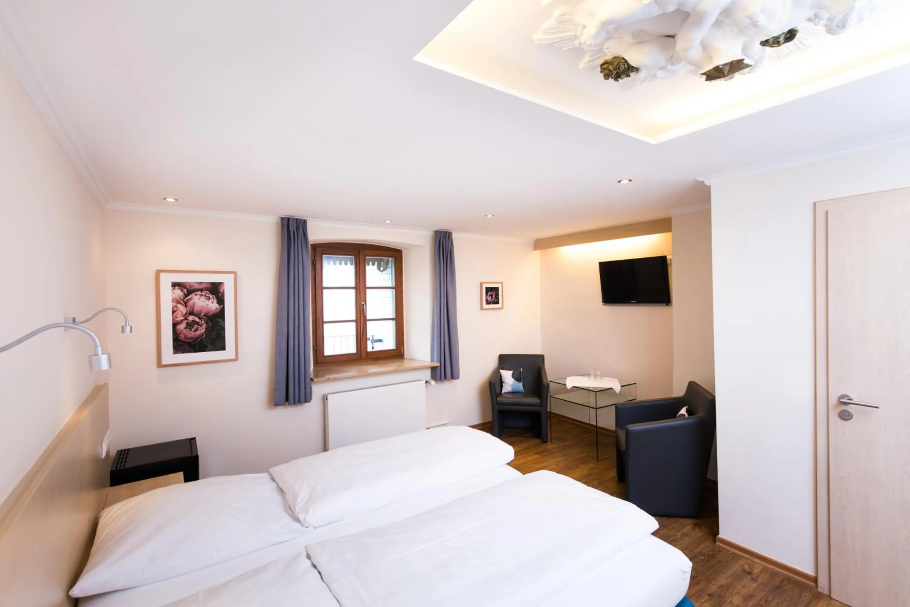 Photo of the whole room in Landhaus Vier Jahreszeiten