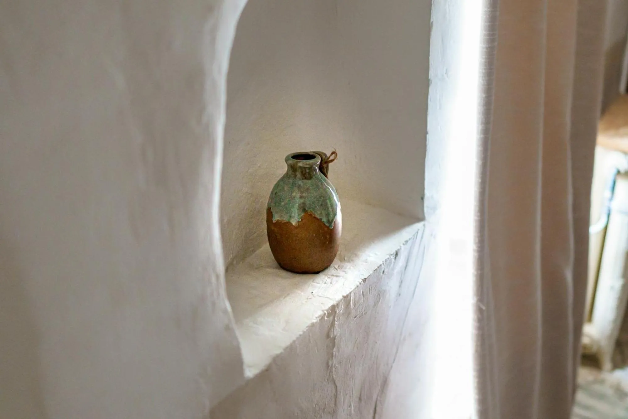 Decorative detail, Bed in La Maison de Marguerite