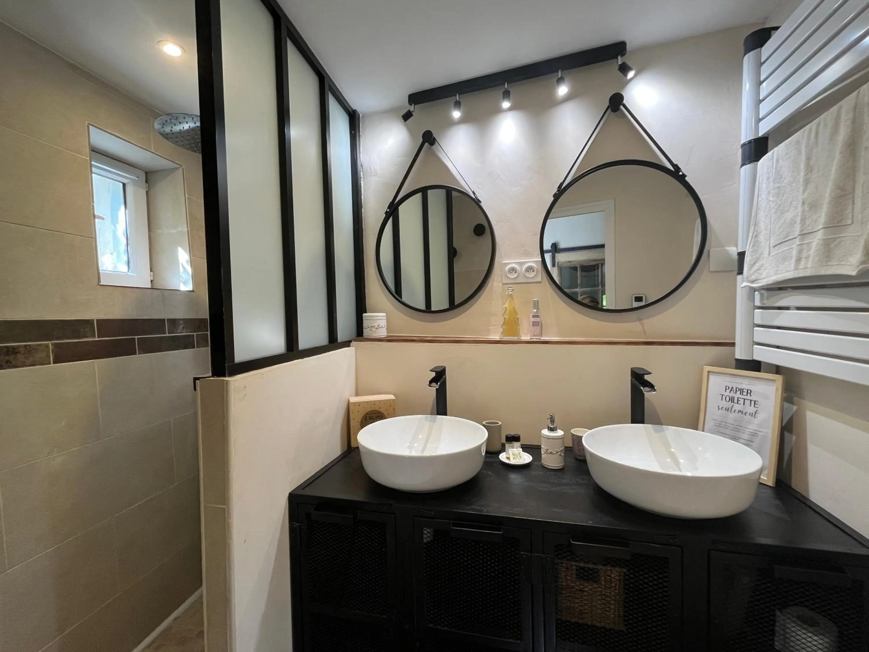 Bathroom in La Maison de Marguerite
