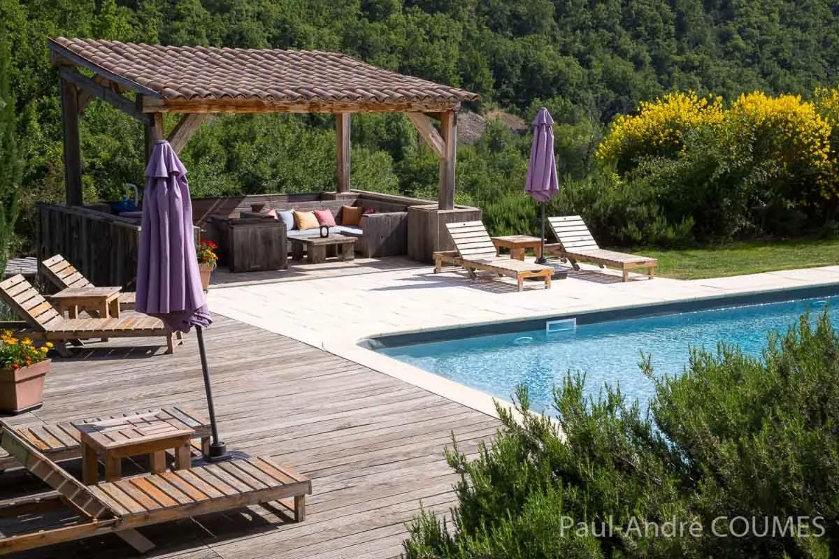 Swimming pool in La Maison de Marguerite