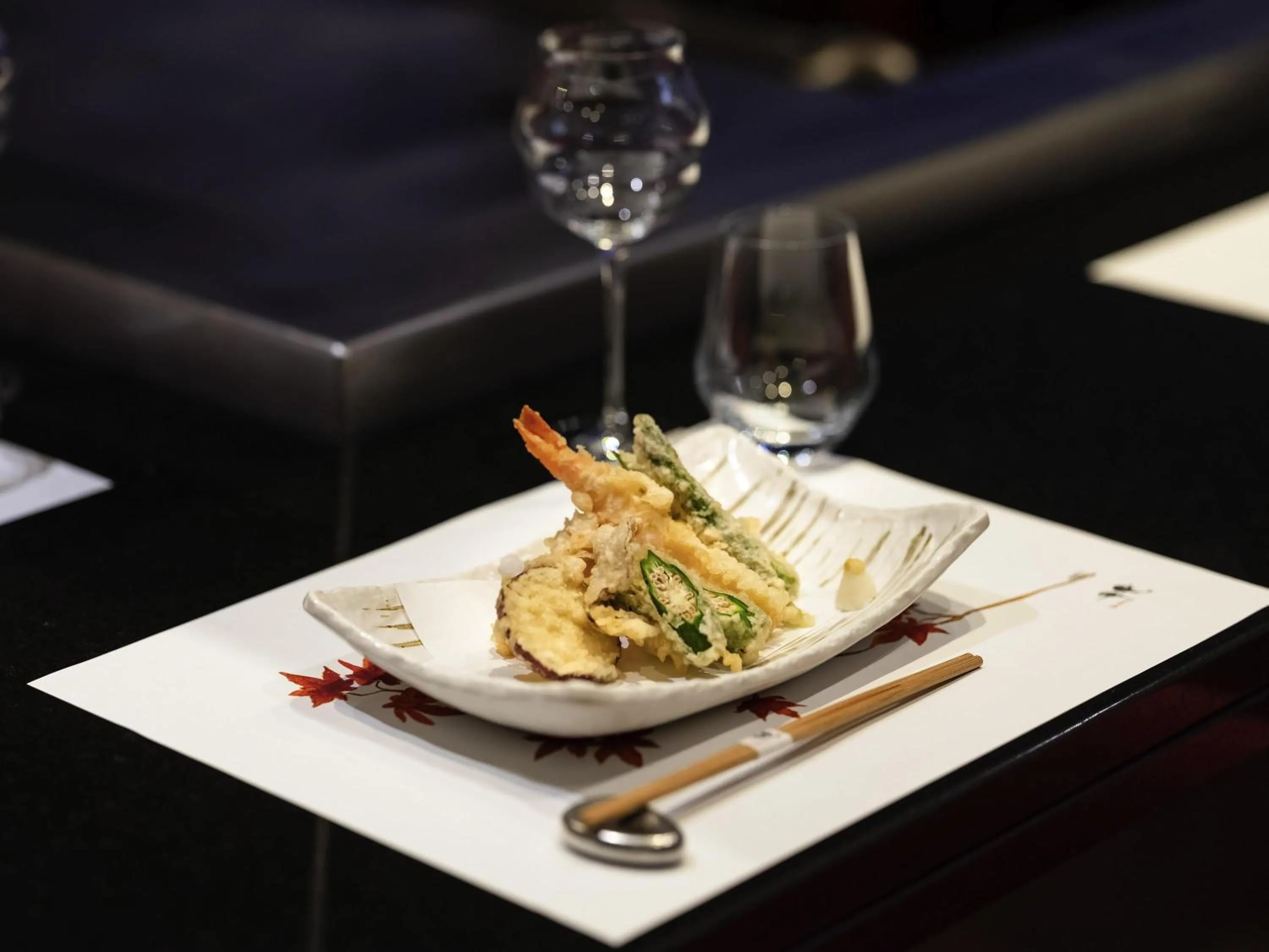 Restaurant/places to eat in Novotel Paris Centre Tour Eiffel