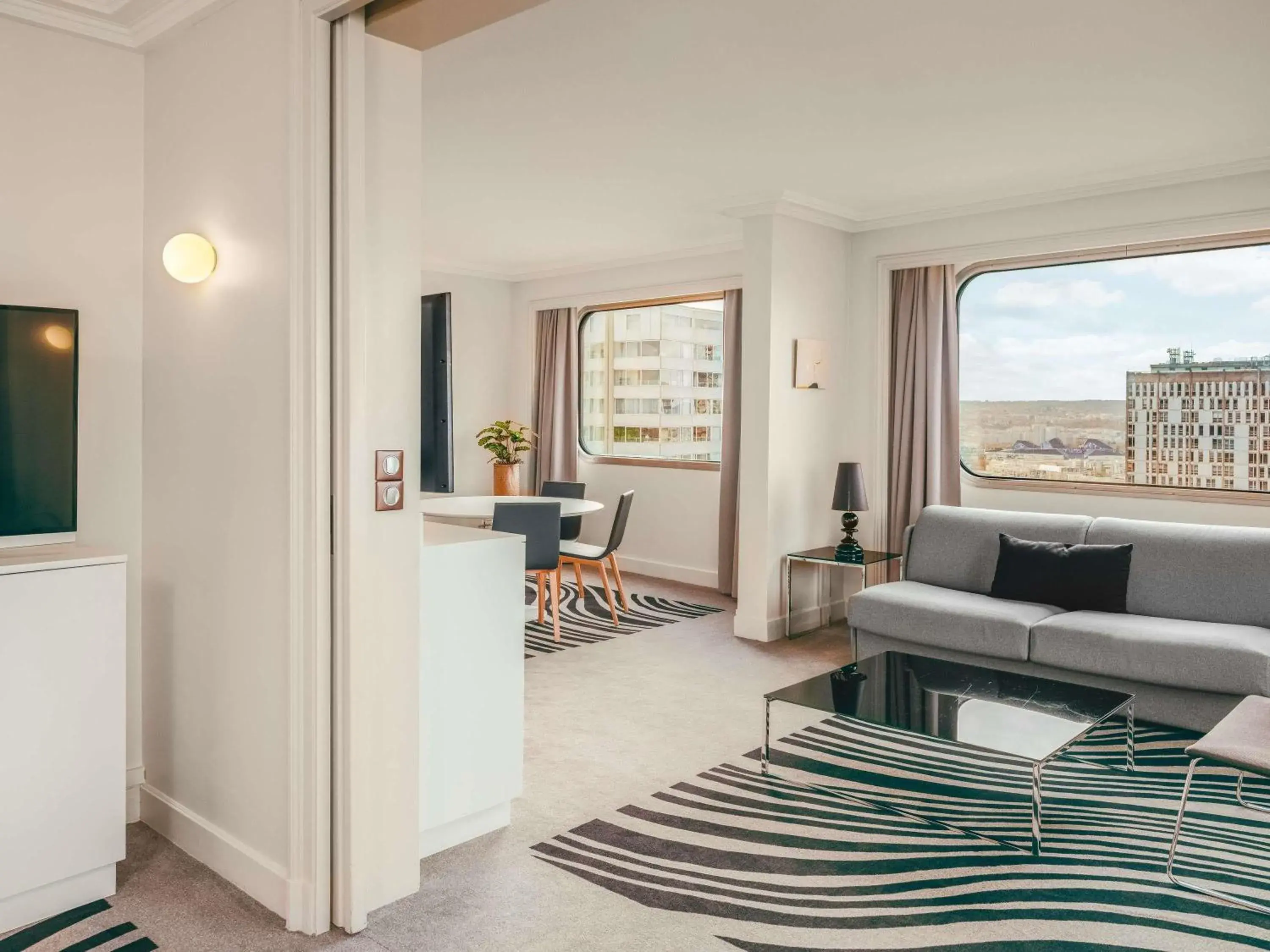 Bedroom in Novotel Paris Centre Tour Eiffel Bedroom in Novotel Paris Centre Tour Eiffel