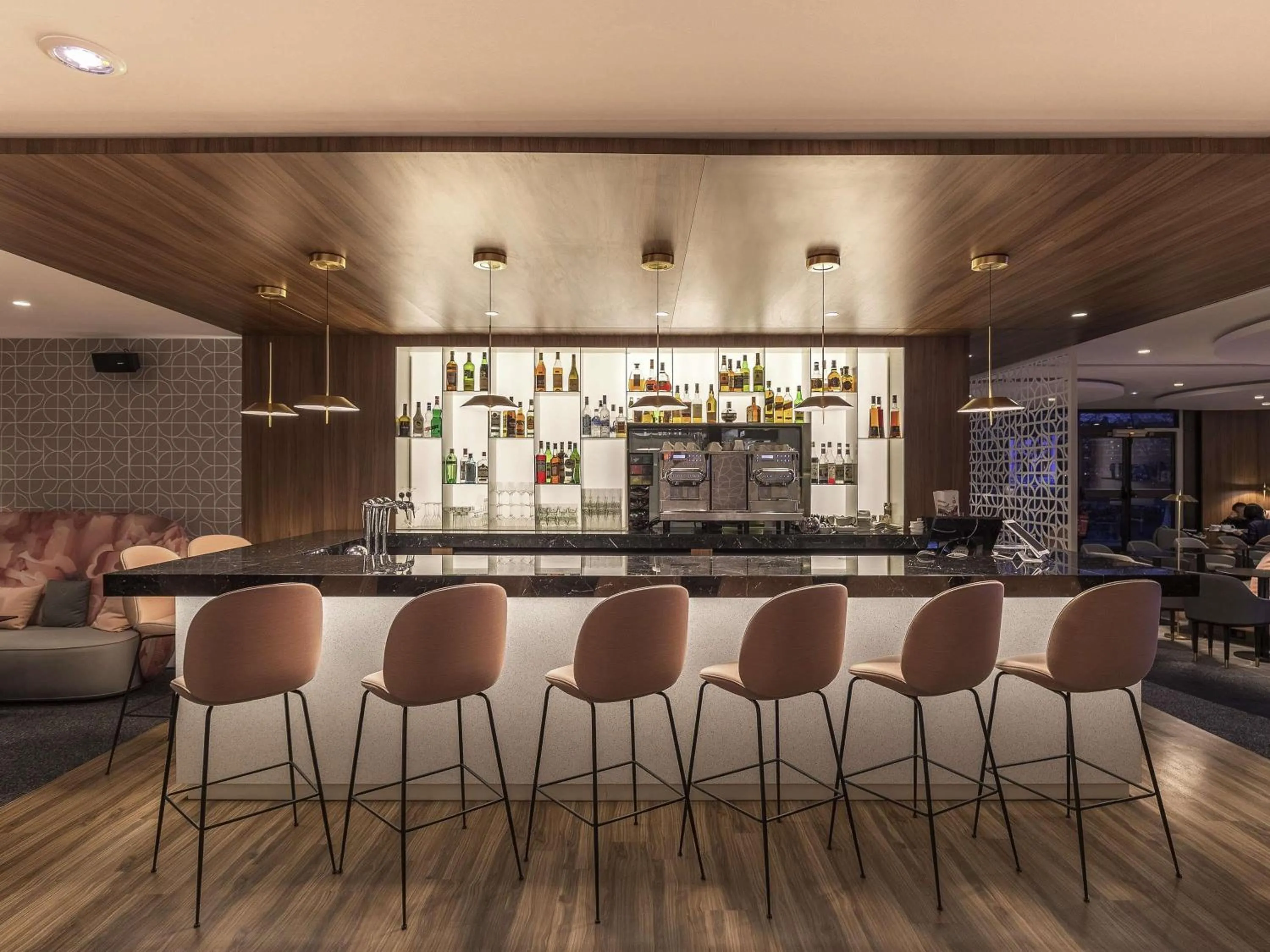 Lounge or bar in Novotel Paris Centre Tour Eiffel