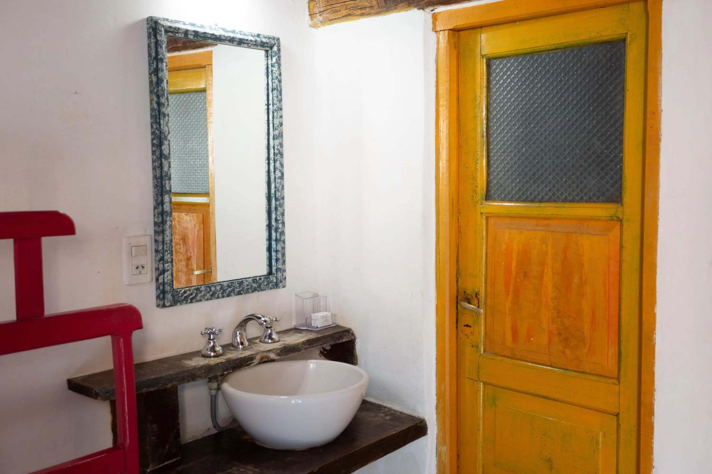 Bathroom in Viracocha Art Hostel Cachi