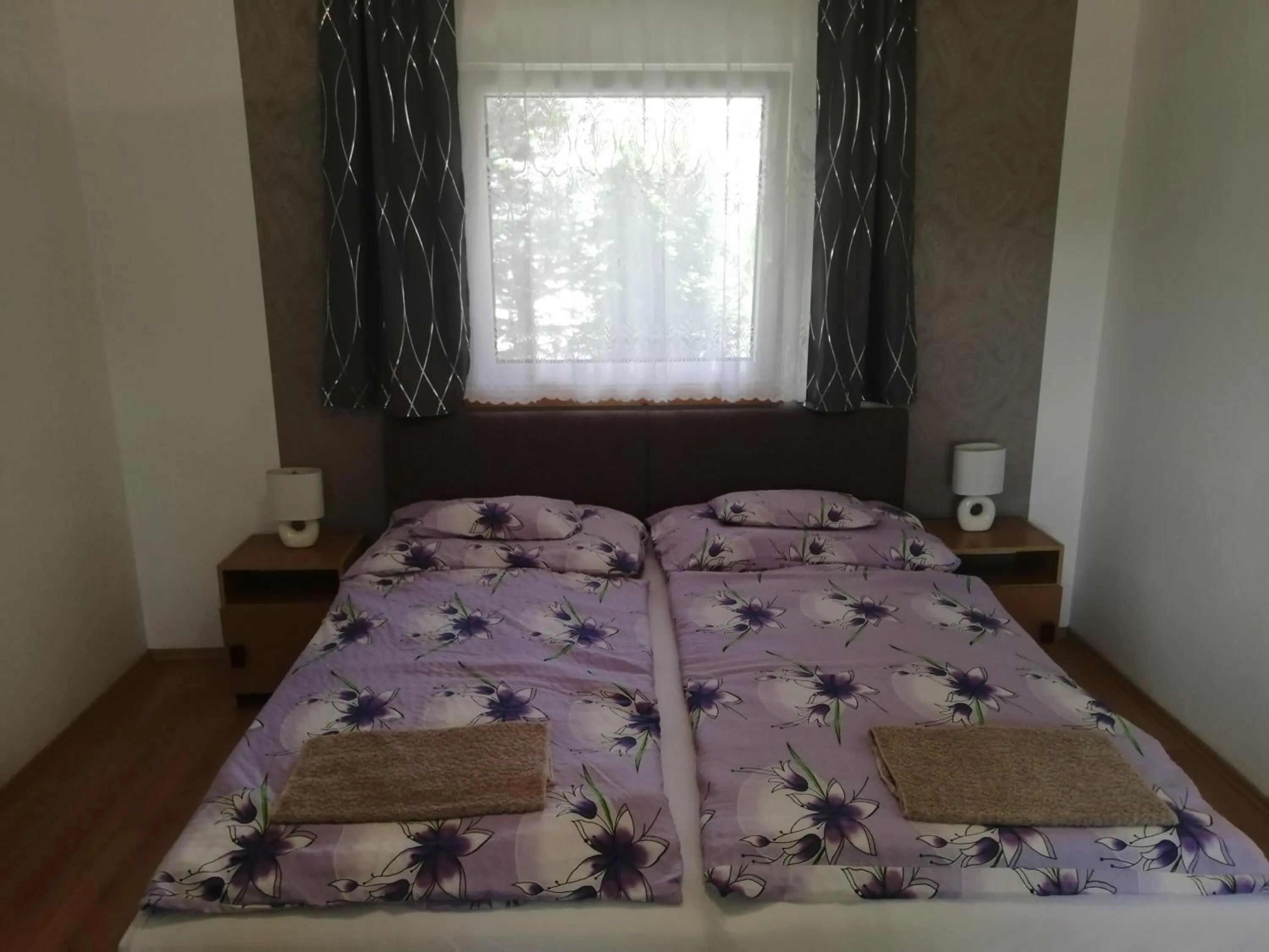 Bed in Tünde Apartman