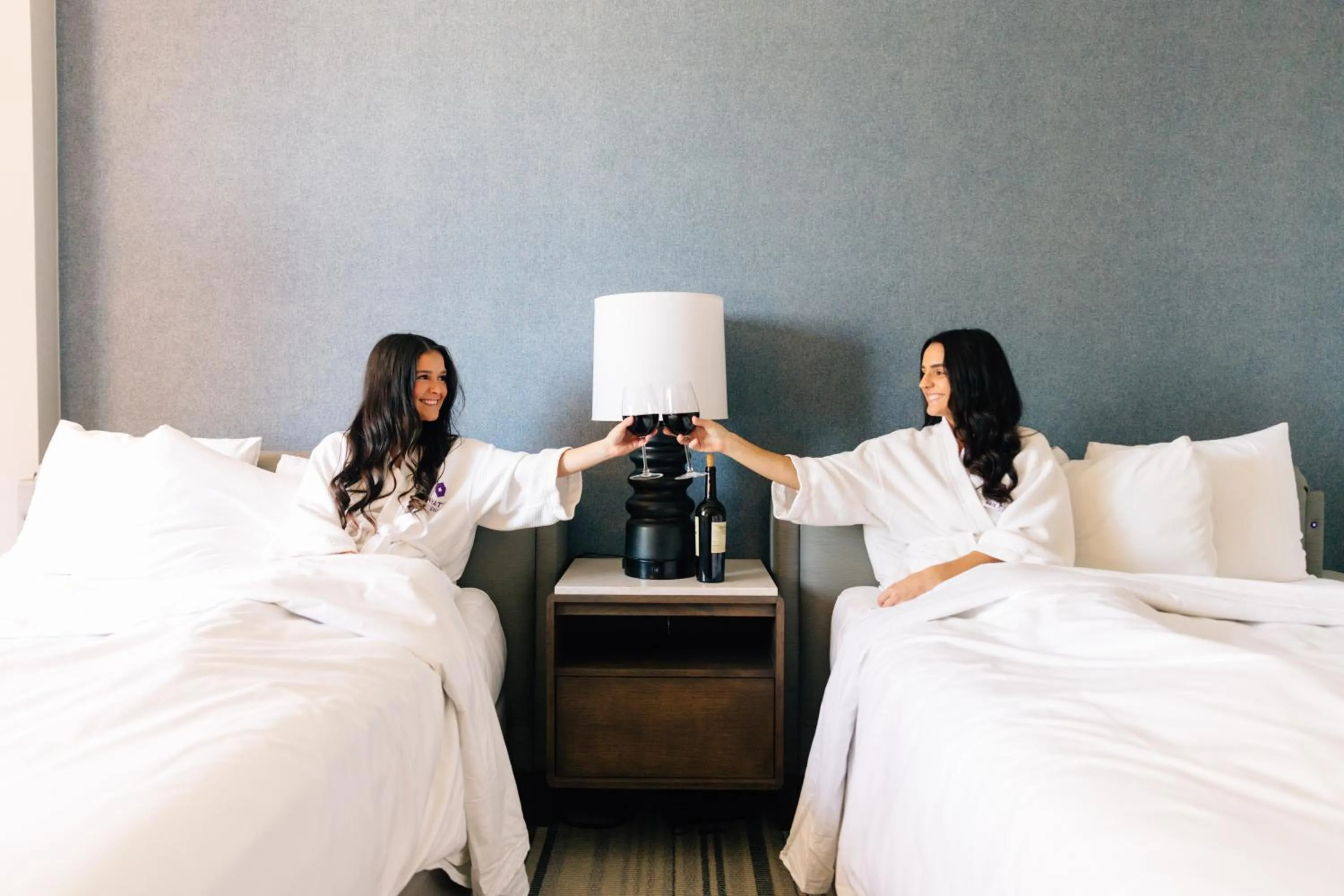 Bed in Hyatt Regency Houston Downtown