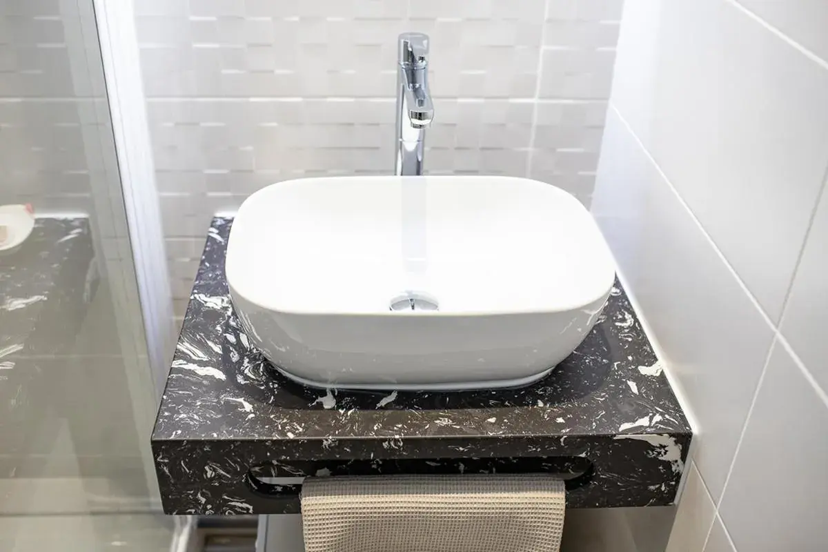 Double Room with Garden View in L'écrin de l'Orb Double Room with Garden View in L'écrin de l'Orb