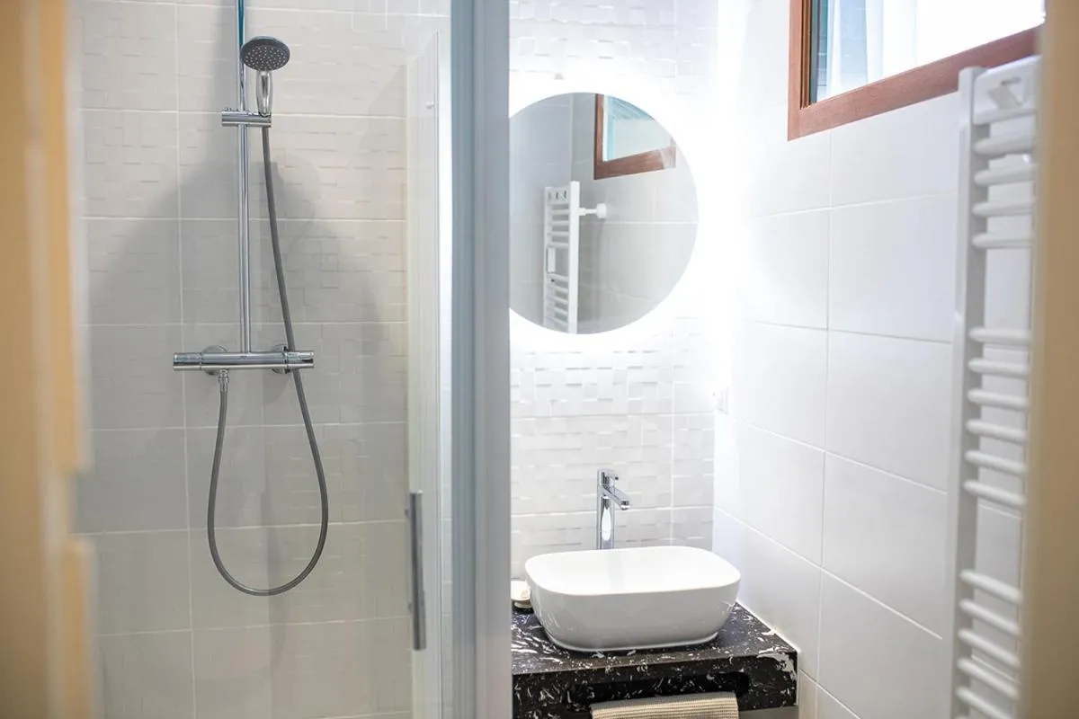 Bathroom in L'écrin de l'Orb