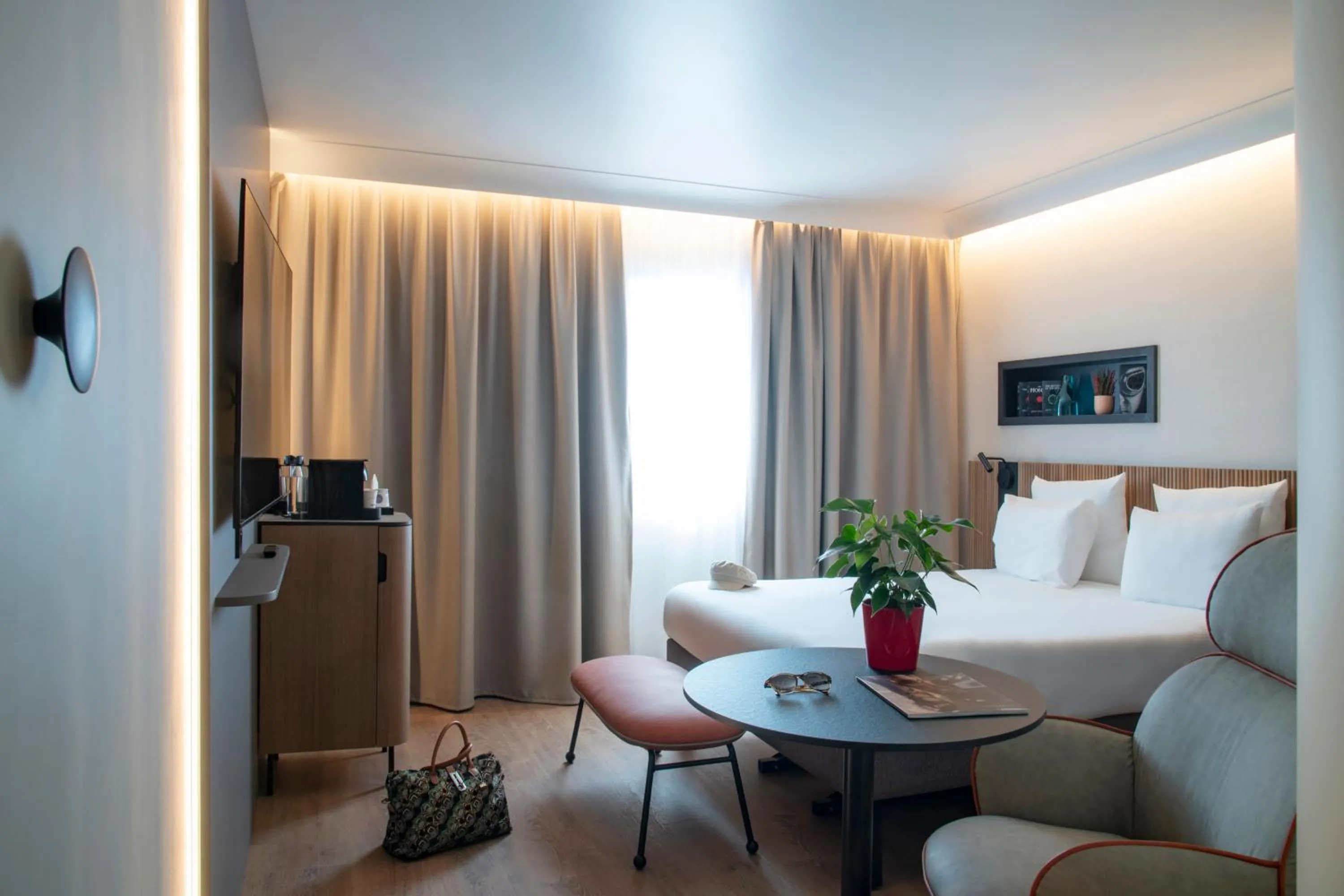 Bed in Novotel Nice Arenas Aeroport