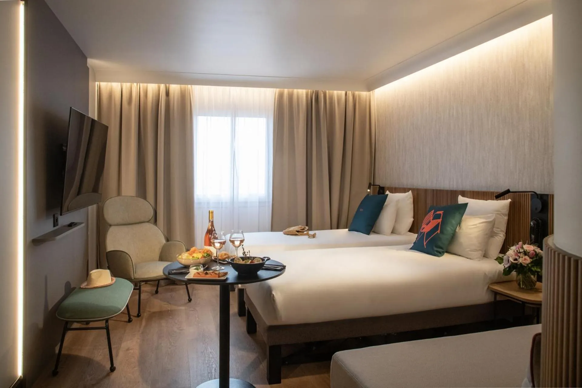 Bed in Novotel Nice Arenas Aeroport