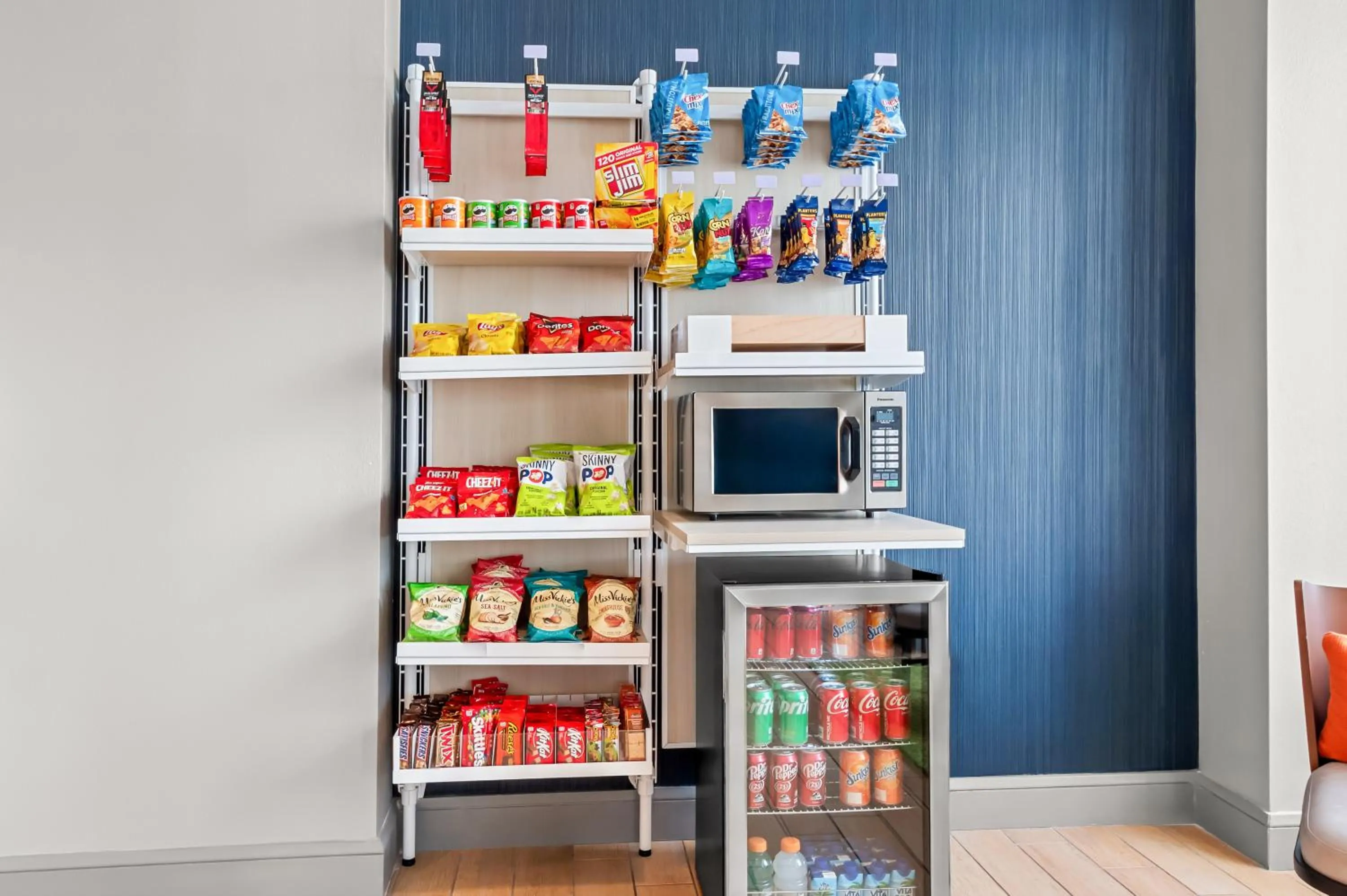 Food and drinks in Spark by Hilton Victoria