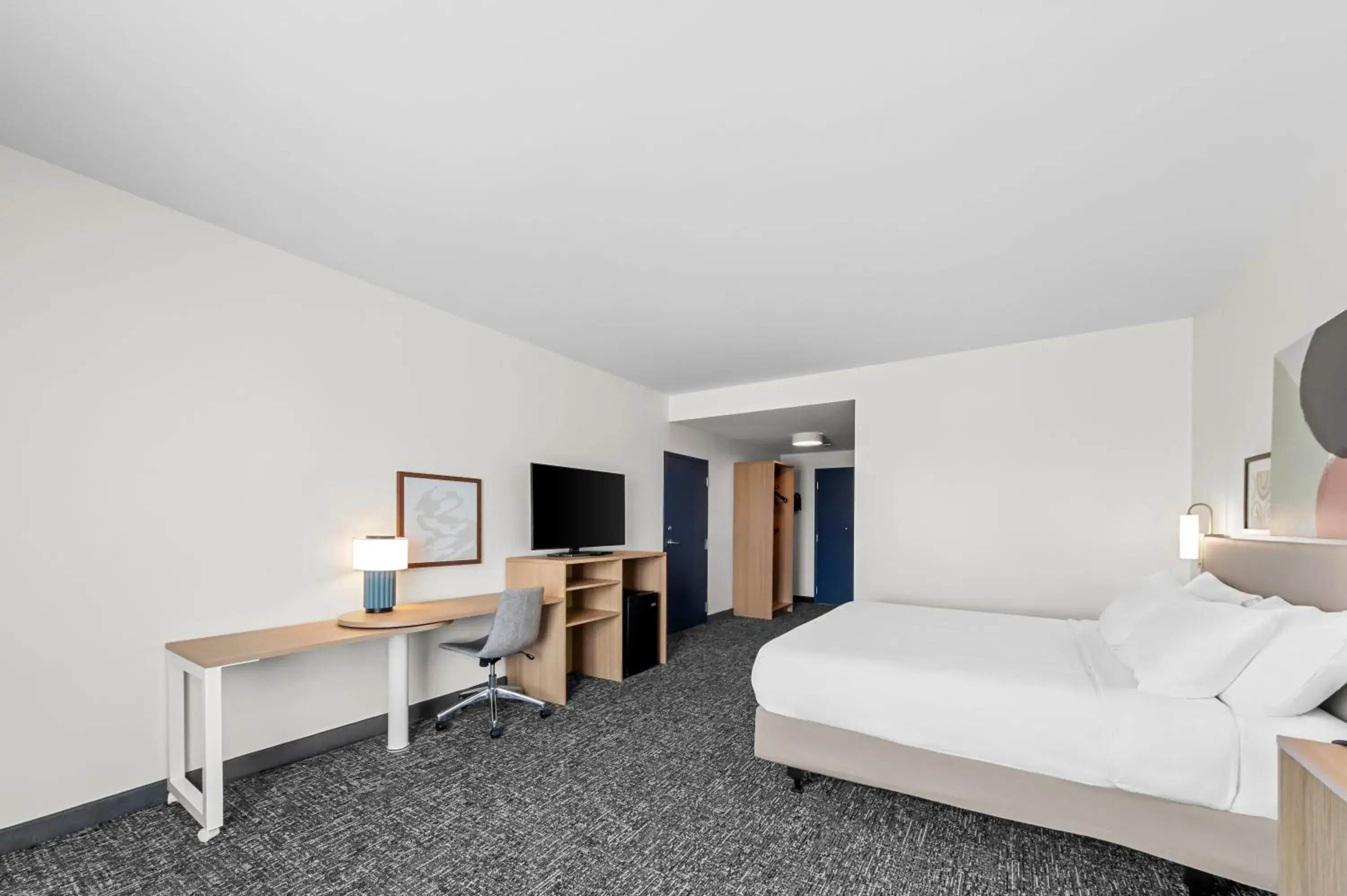 Bedroom, Bed in Spark by Hilton Victoria Bedroom, Bed in Spark by Hilton Victoria