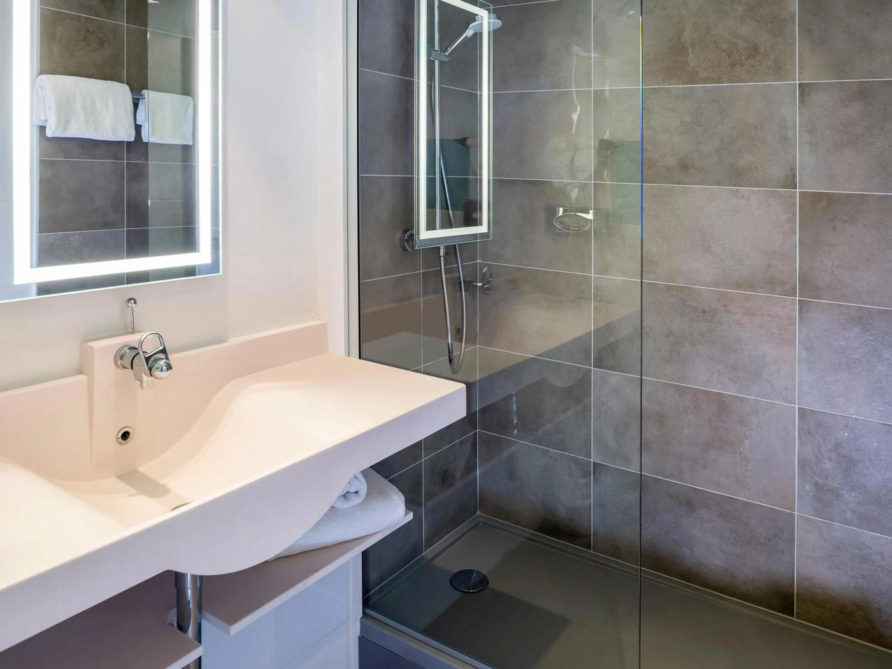 Bedroom in Novotel Toulouse Centre Compans Caffarelli