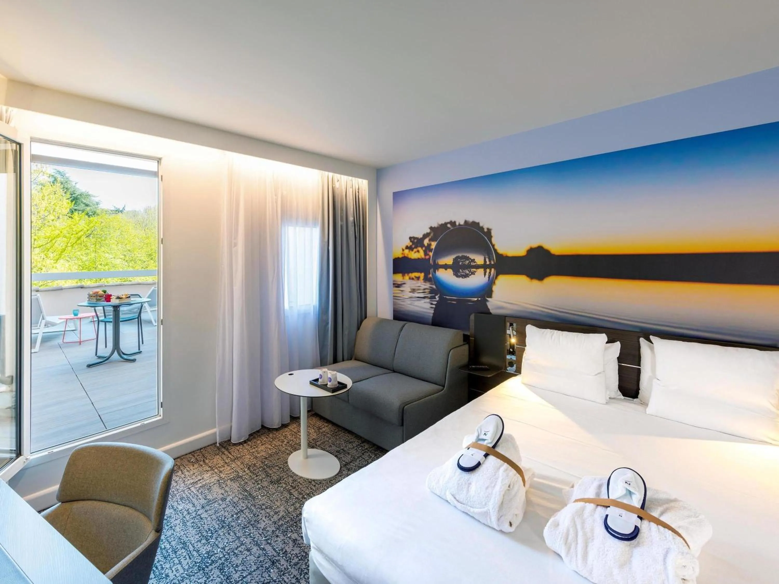 Bedroom, Bed in Novotel Toulouse Centre Compans Caffarelli