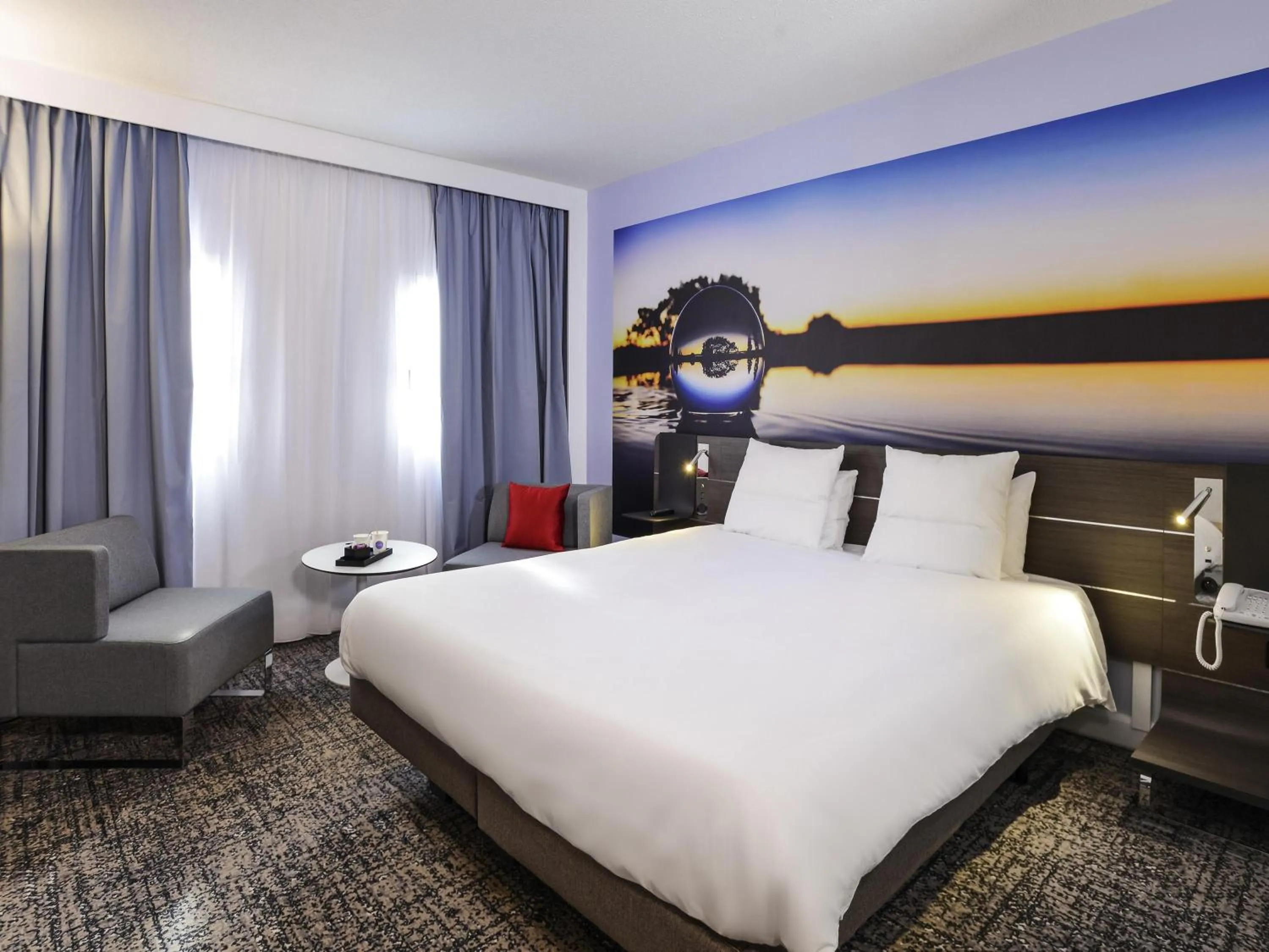 Bedroom, Bed in Novotel Toulouse Centre Compans Caffarelli