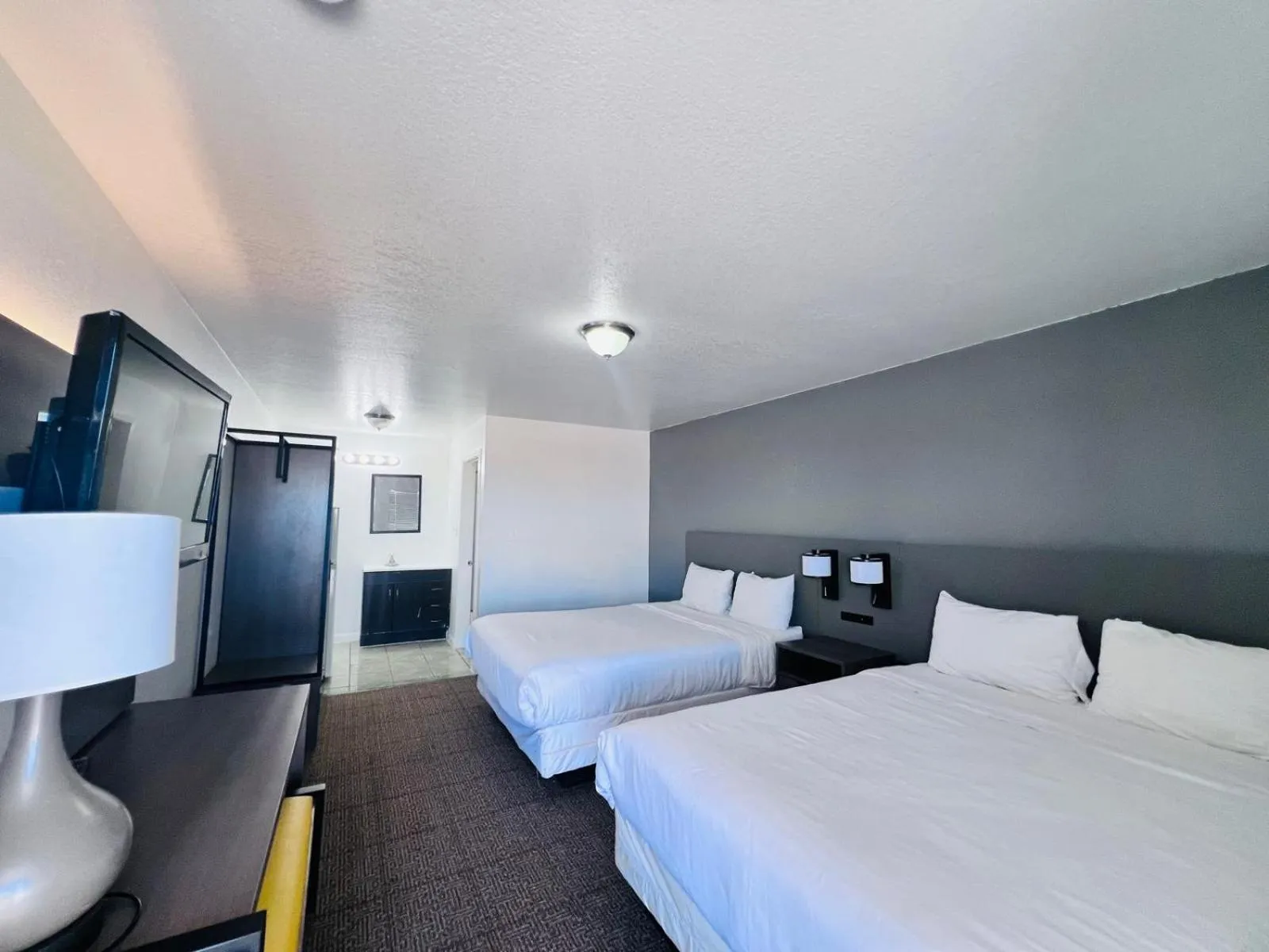 Bedroom, Bed in OYO Garden Inn and Suites Pearsall I-35 East