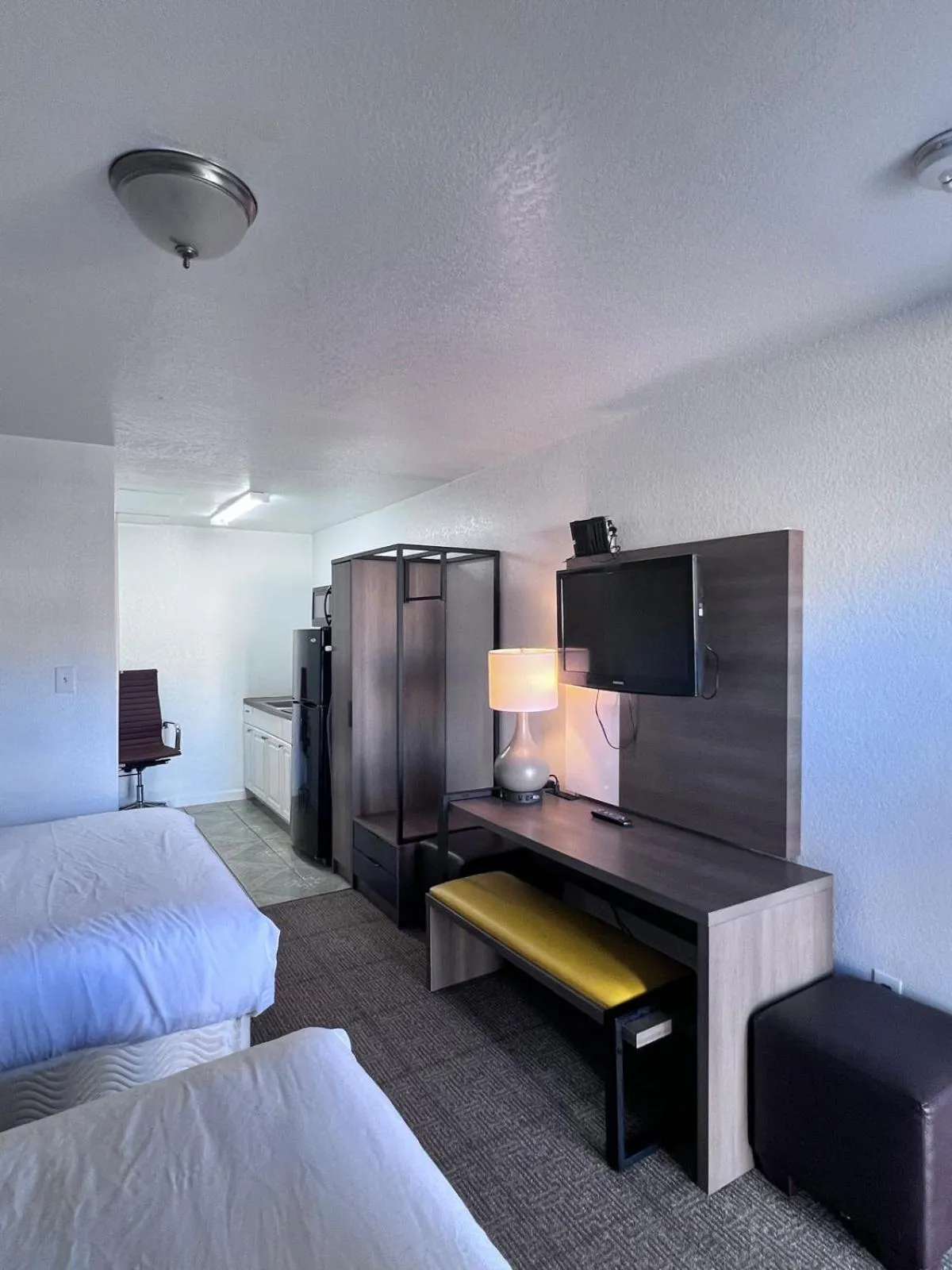 Bedroom, Bed in OYO Garden Inn and Suites Pearsall I-35 East