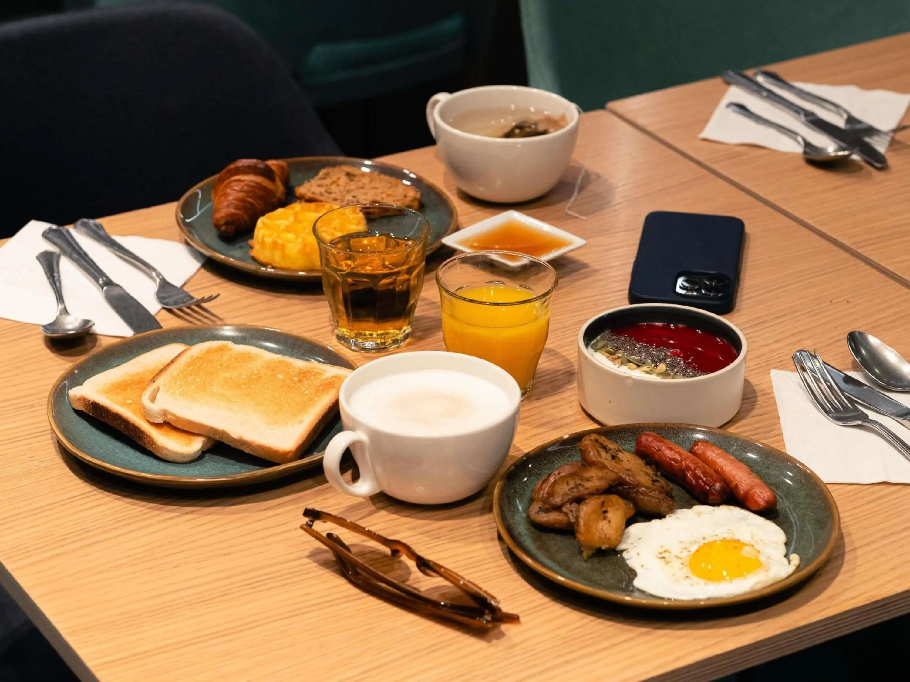 Breakfast in Novotel Paris Centre Gare Montparnasse