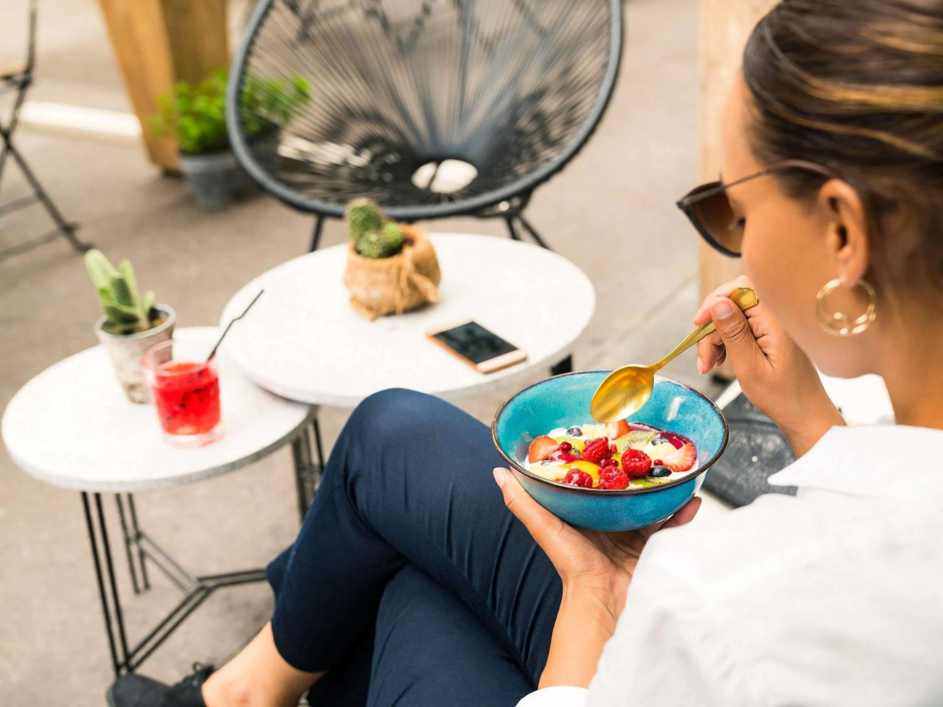 Lounge or bar in Novotel Paris Centre Gare Montparnasse