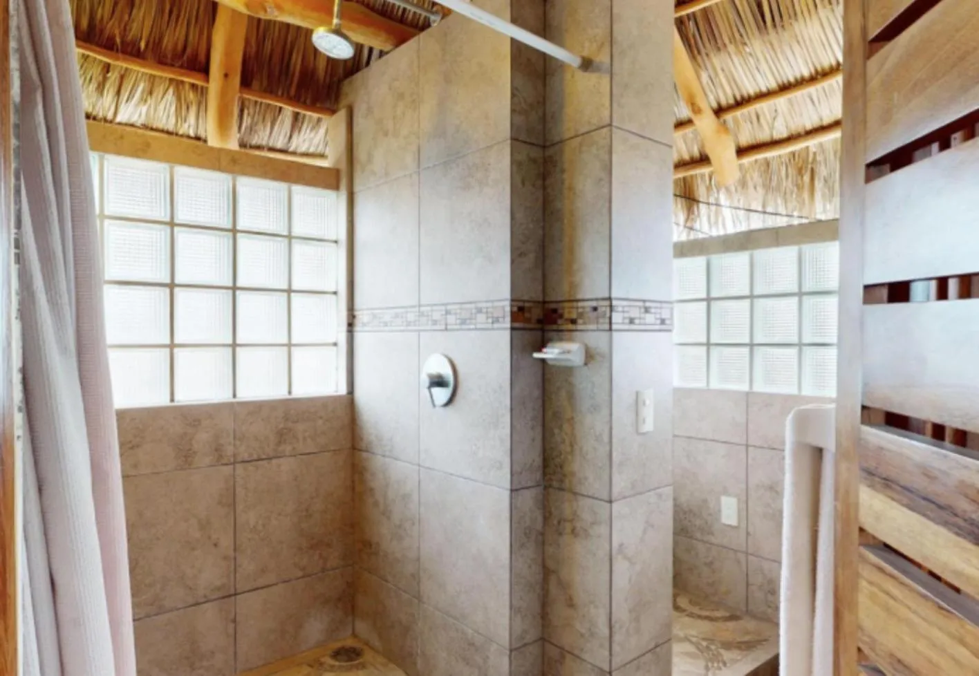 Aventura Pacifico Boutique Suites & Villas