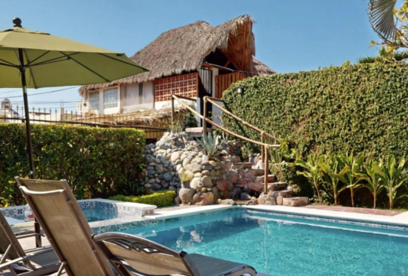 Aventura Pacifico Boutique Suites & Villas