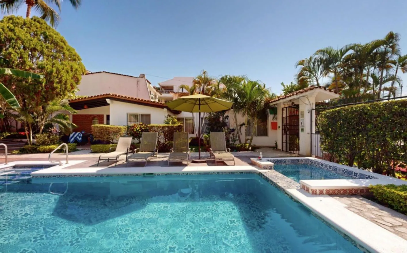 Aventura Pacifico Boutique Suites & Villas