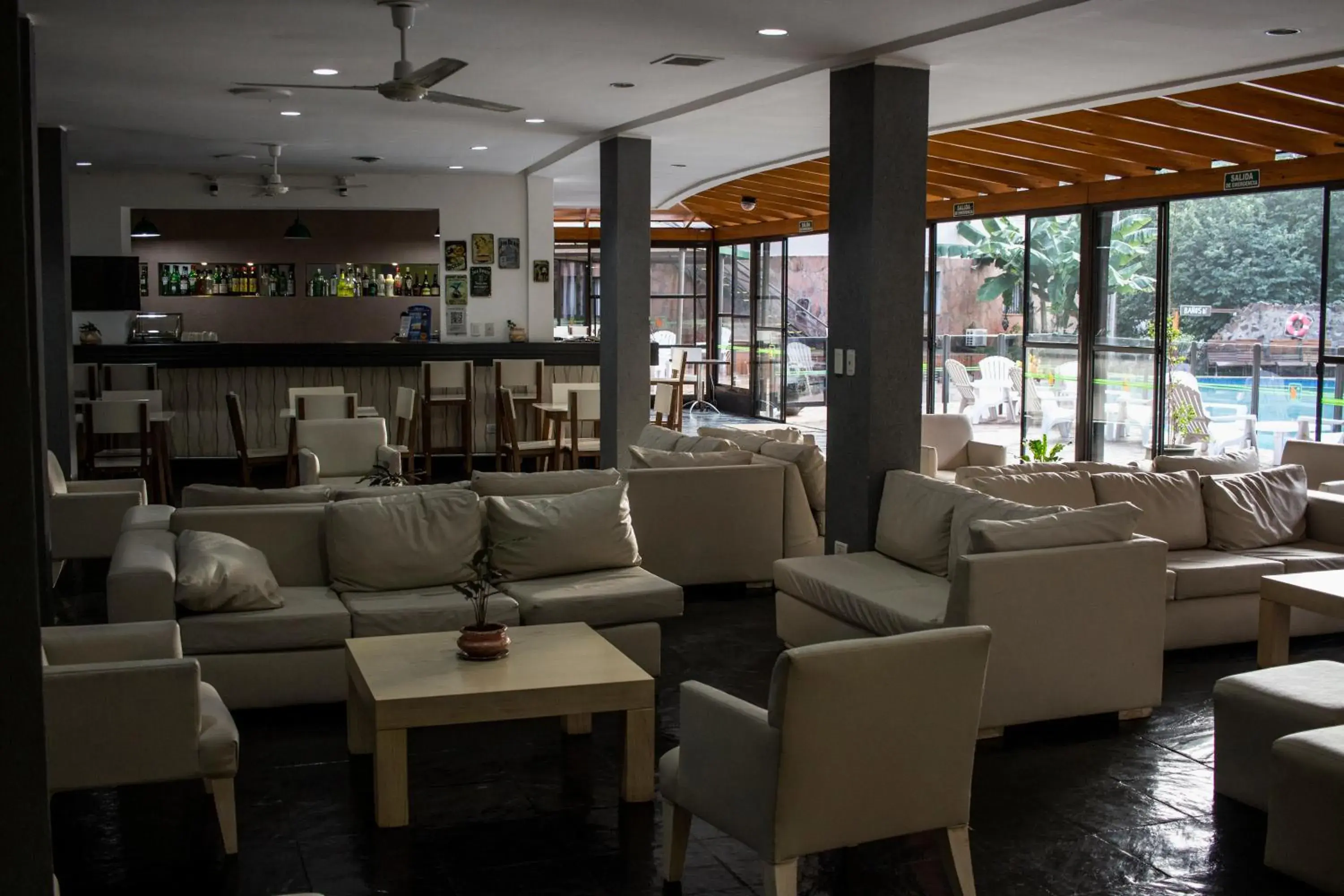 Living room in Hotel El Libertador Living room in Hotel El Libertador