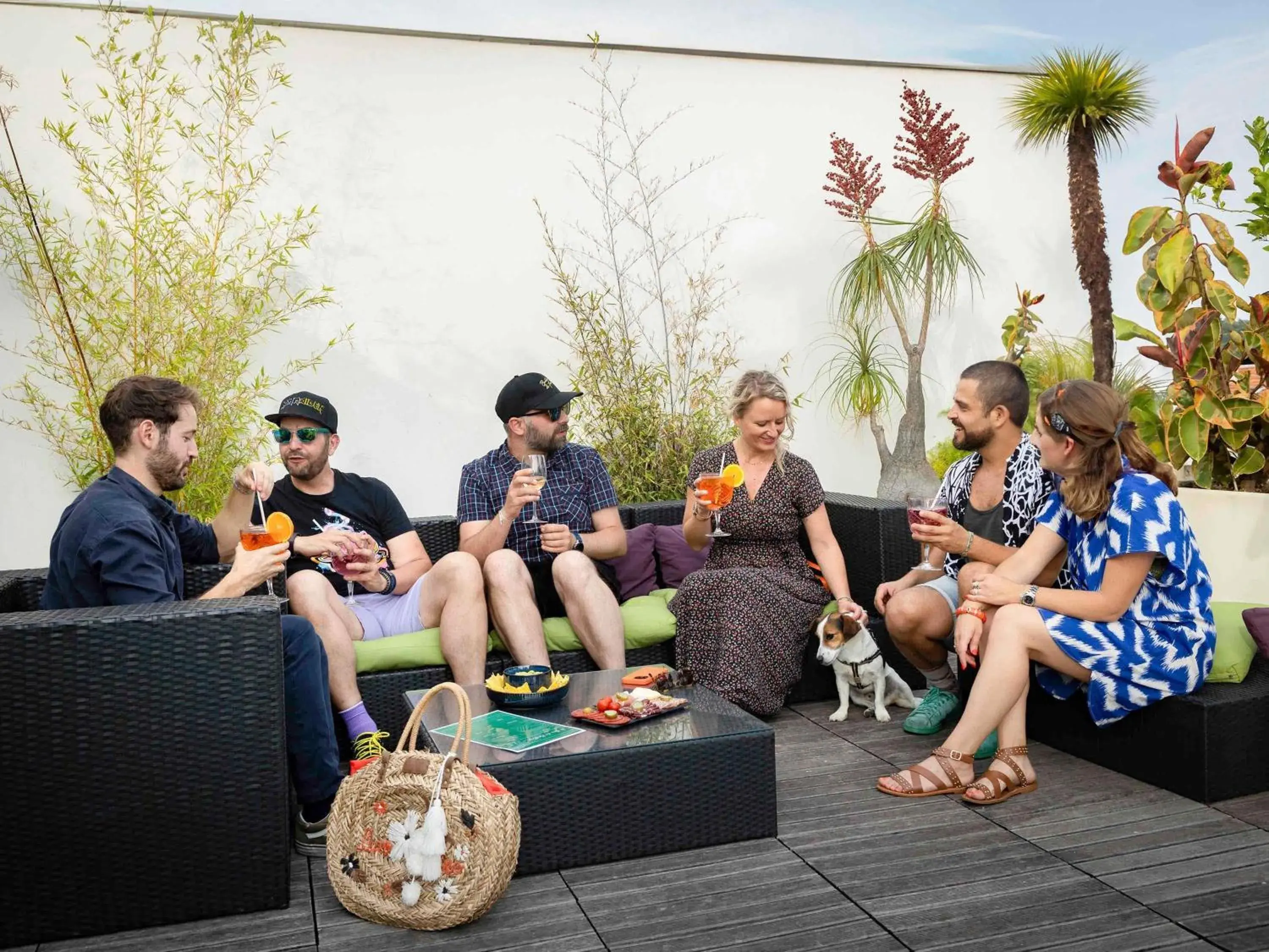 Lounge or bar in Mercure Nice Centre Grimaldi Lounge or bar in Mercure Nice Centre Grimaldi