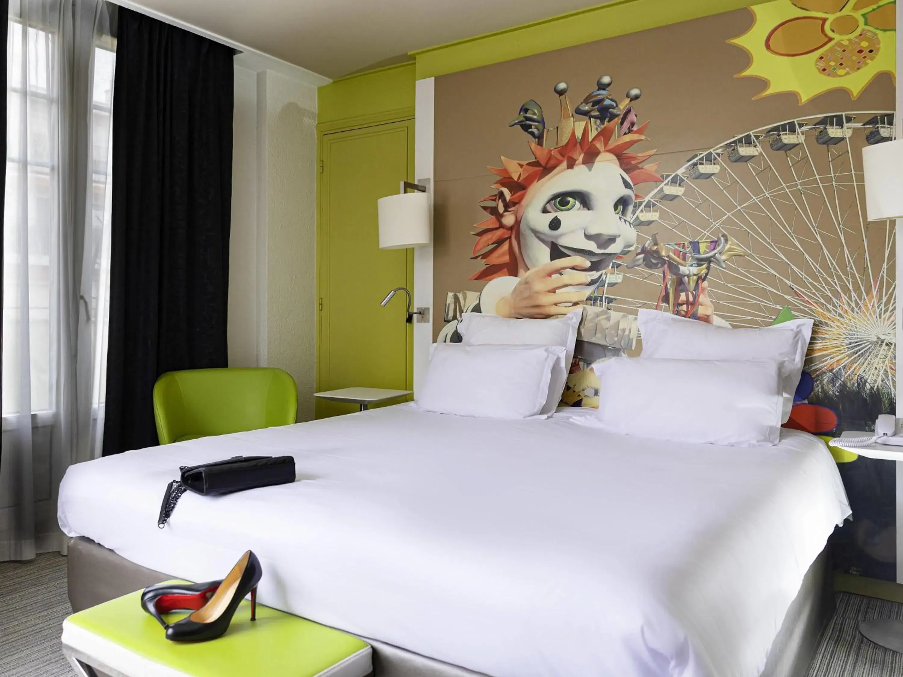 Bedroom, Bed in Mercure Nice Centre Grimaldi Bedroom, Bed in Mercure Nice Centre Grimaldi