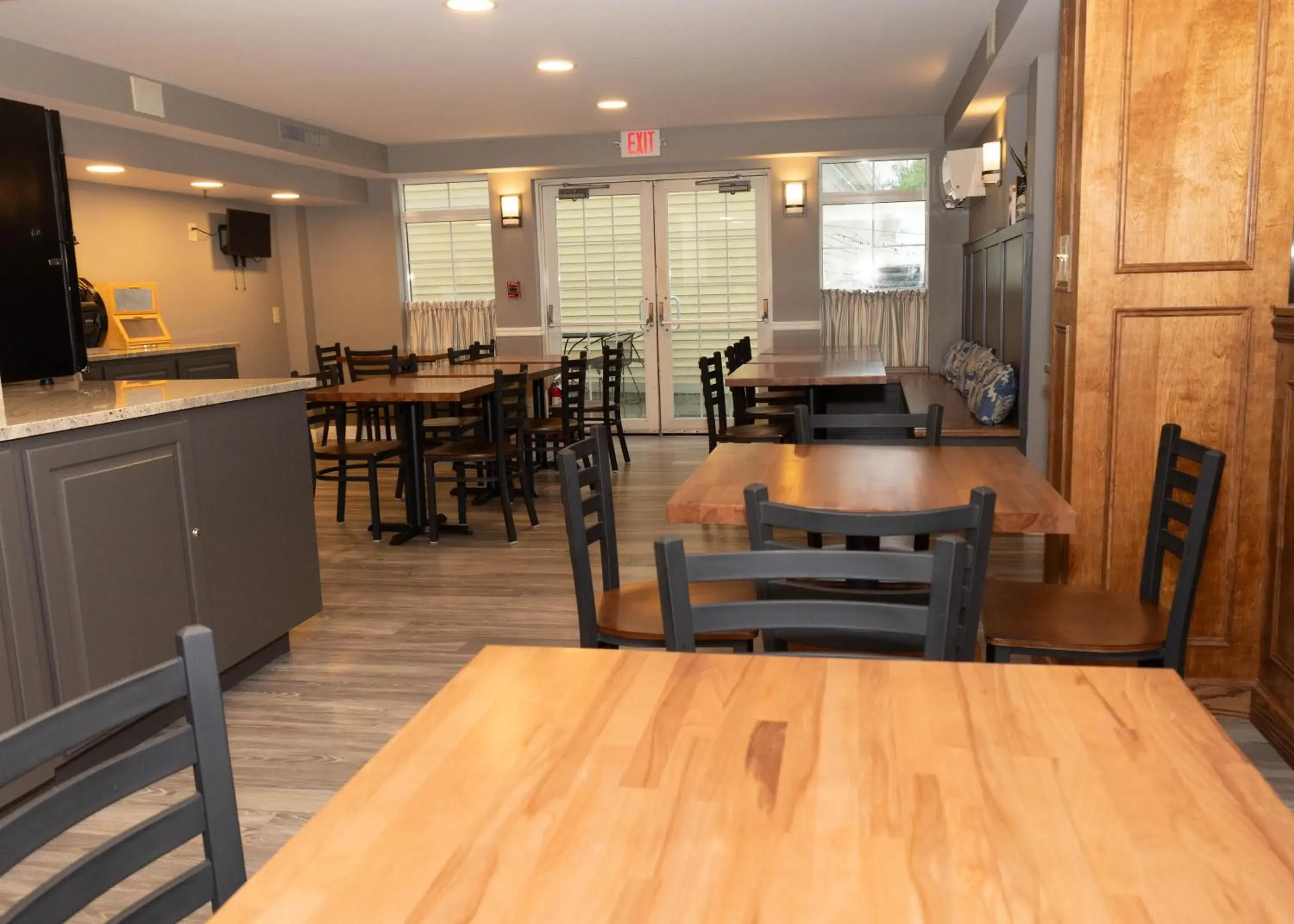 Breakfast in D. Hotel Suites & Spa Breakfast in D. Hotel Suites & Spa