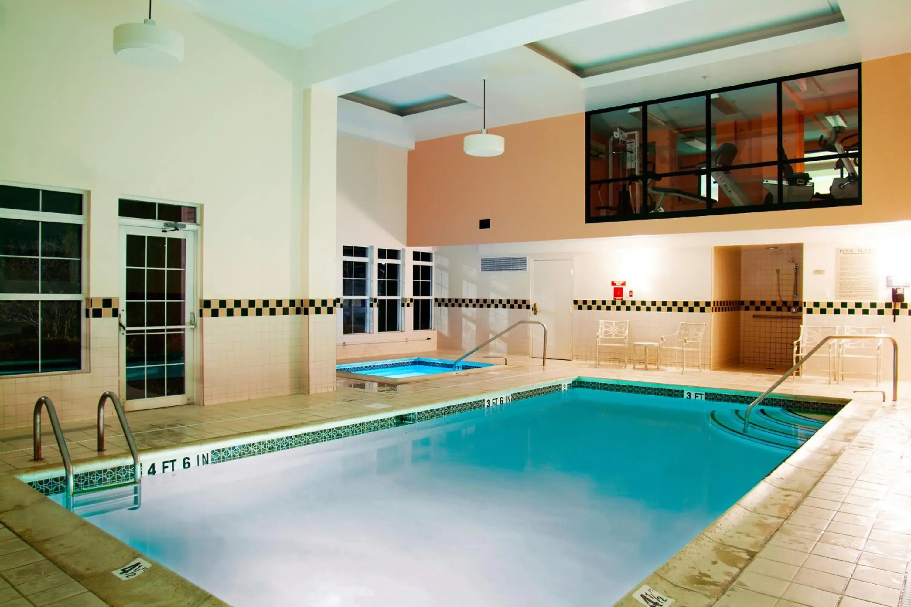 Swimming pool in D. Hotel Suites & Spa Swimming pool in D. Hotel Suites & Spa