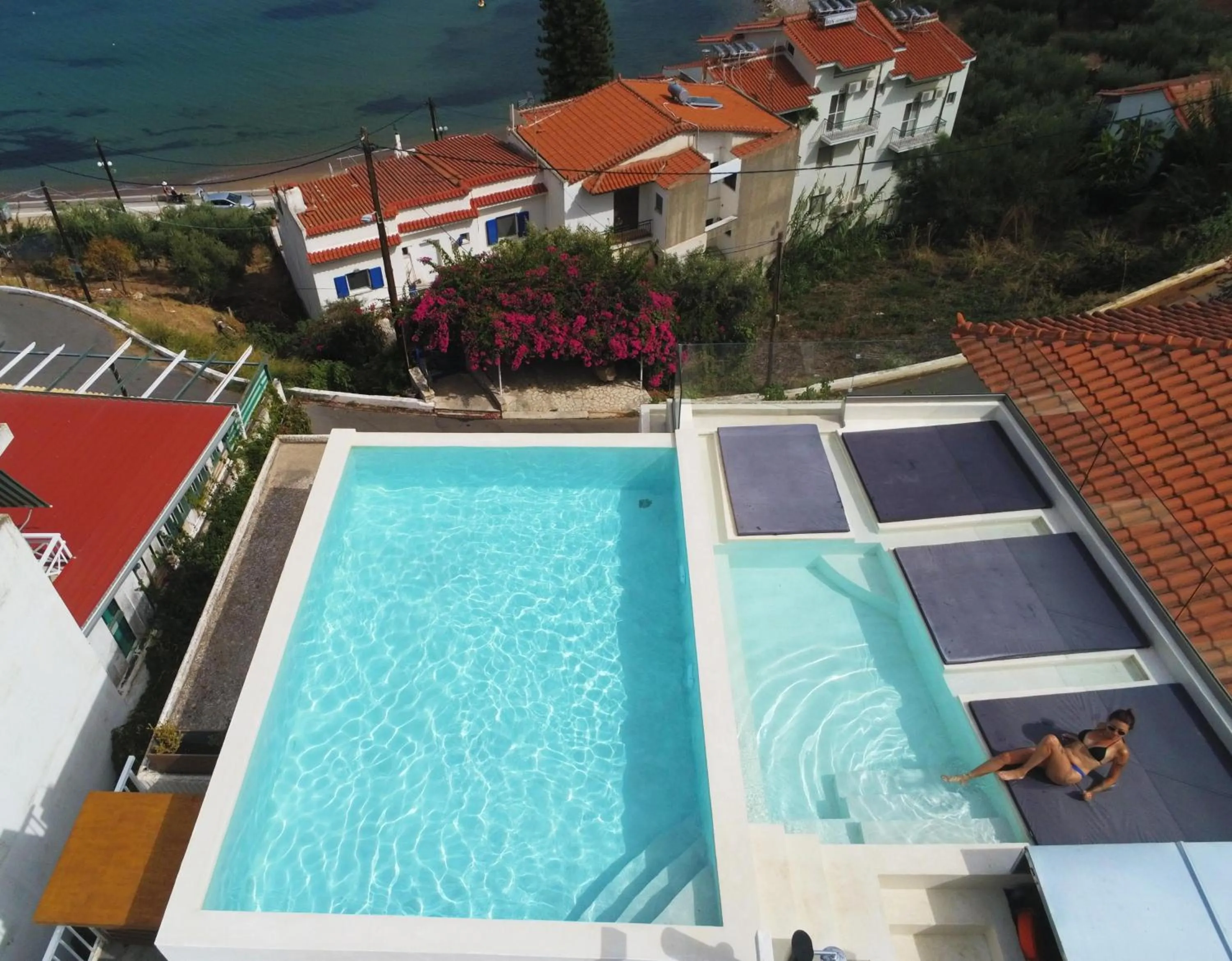 ThalaSEA Apartments