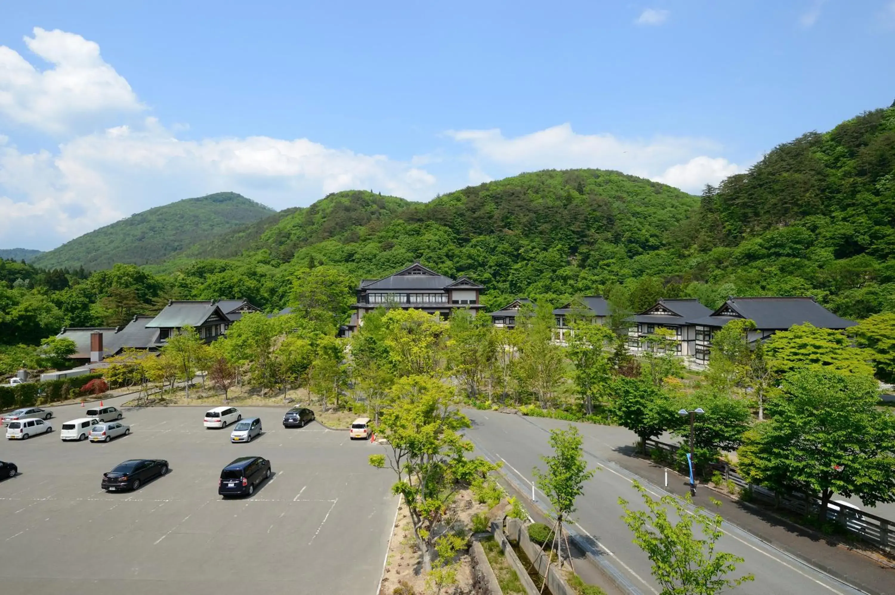 Property building in Yukaen Property building in Yukaen