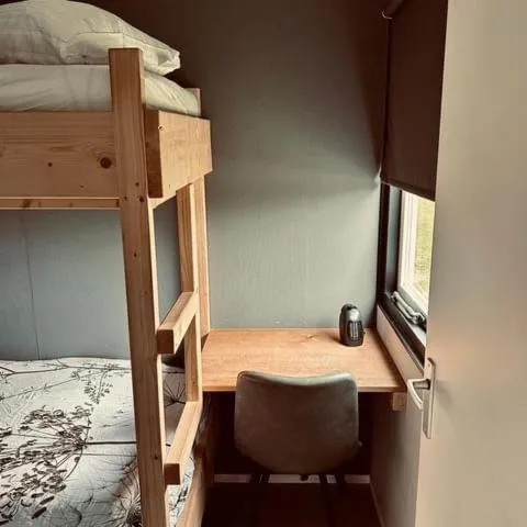 Bed in De la Rue Pipowagens