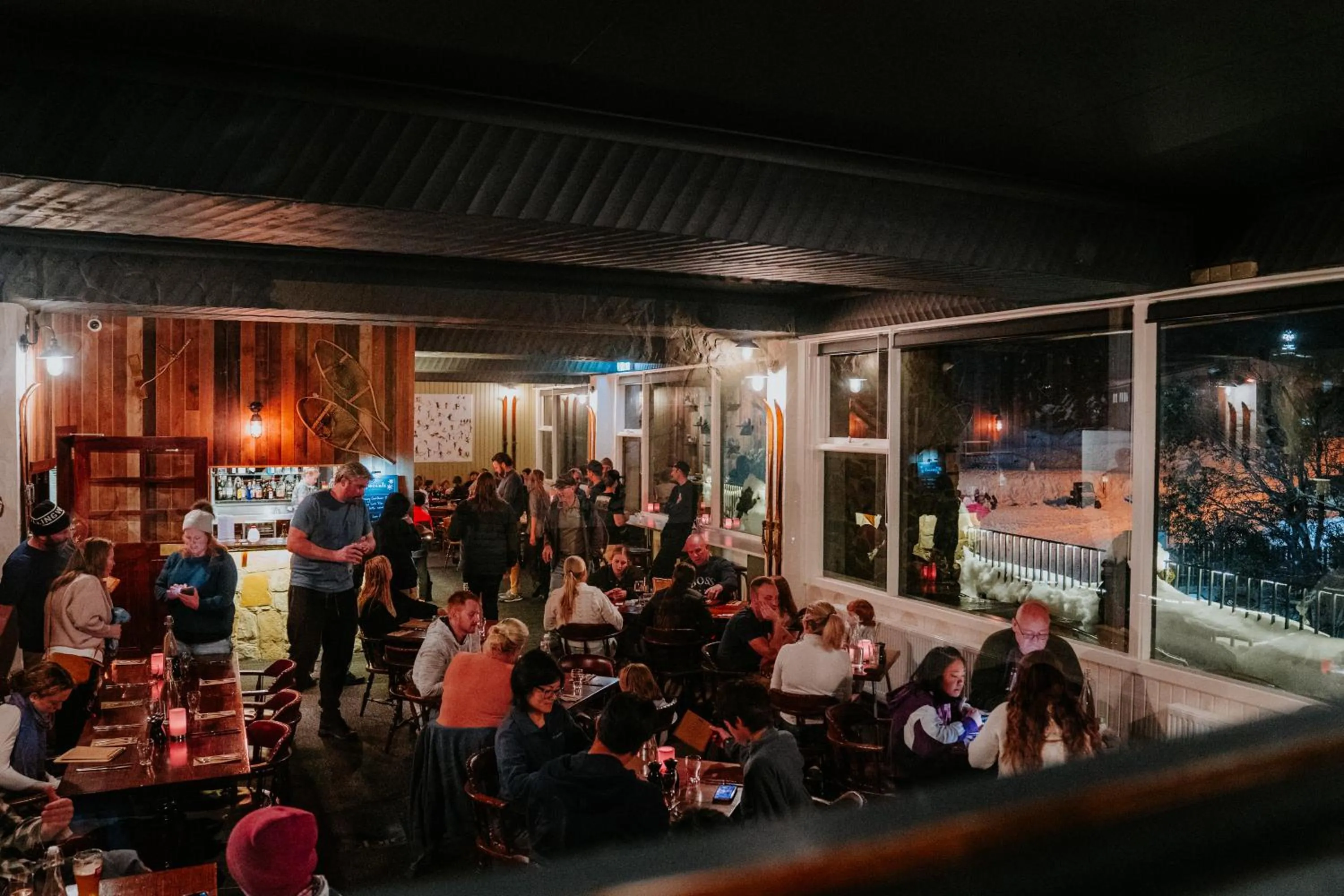 Restaurant/places to eat in Falls Creek Hotel