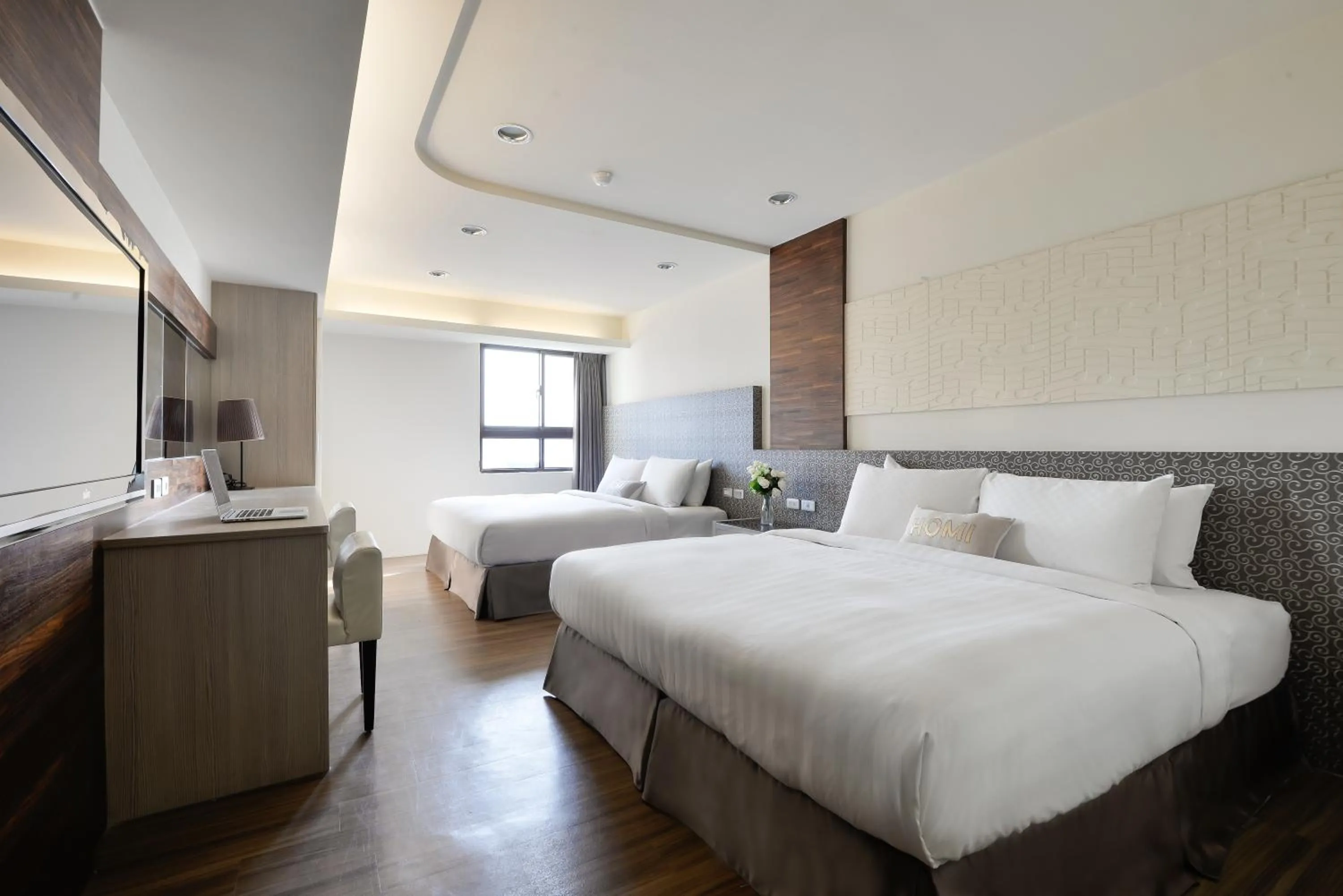 Bedroom, Bed in Taichung Saint Hotel