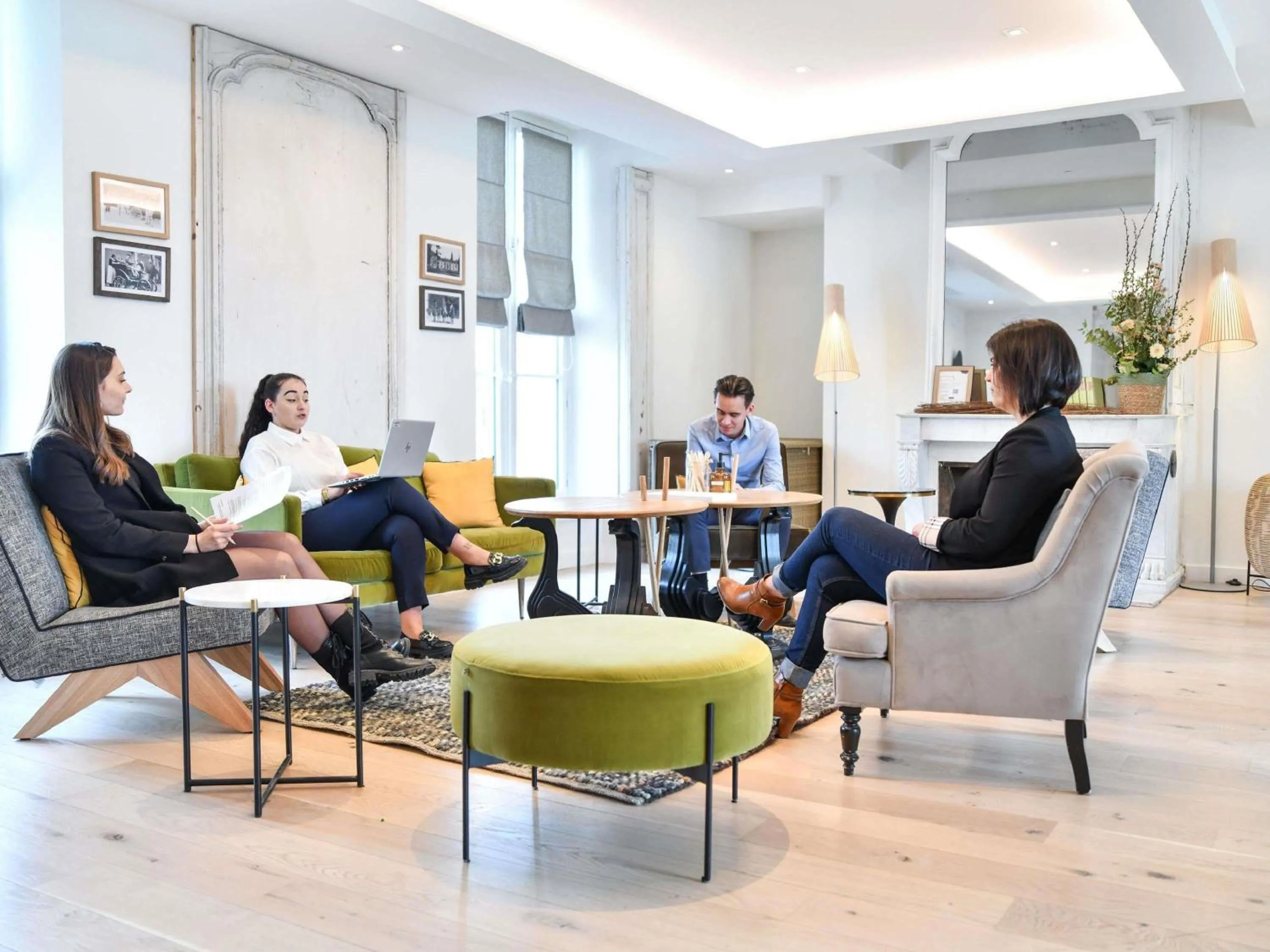 Meeting/conference room in Hotel Mercure Parc du Coudray - Barbizon