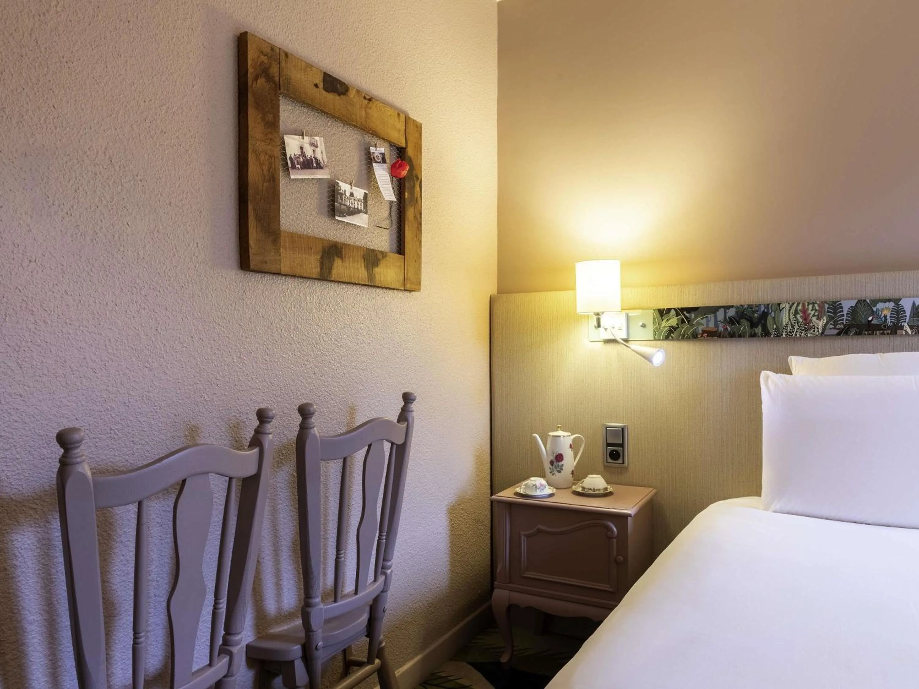 Bedroom, Bed in Hotel Mercure Parc du Coudray - Barbizon