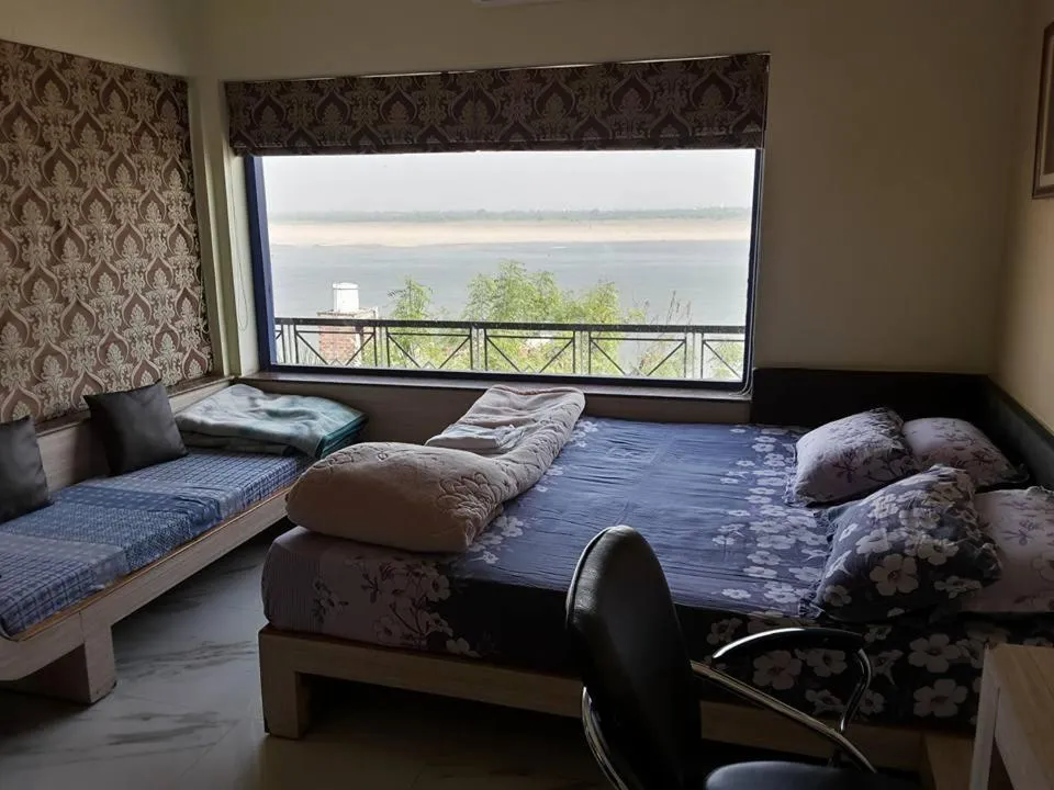 Day, Bed in Rahul Guest House