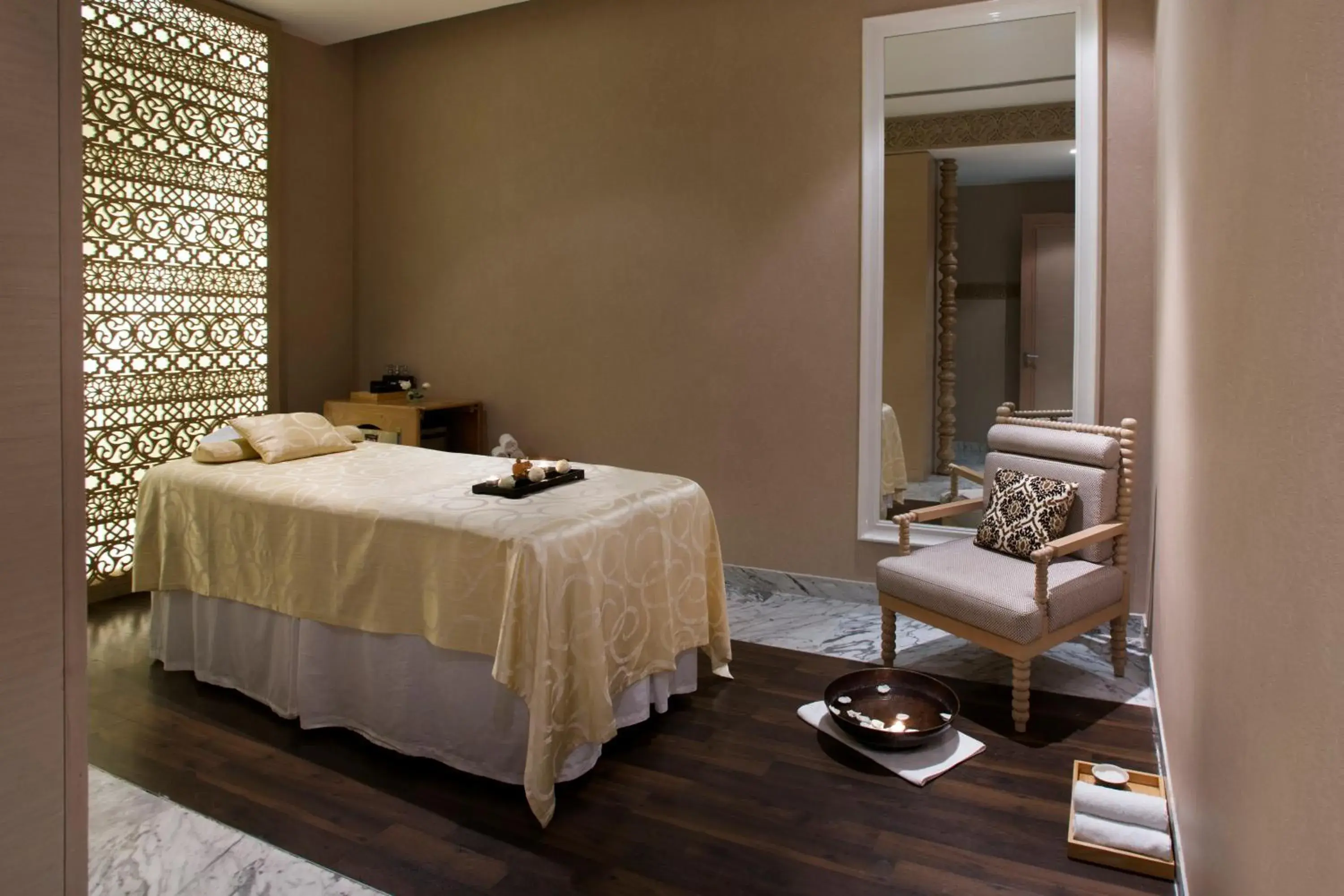 Massage, Bed in Hyatt Regency Gurgaon Massage, Bed in Hyatt Regency Gurgaon