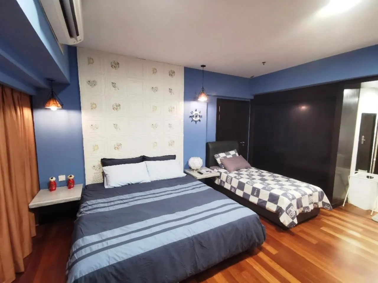 Bed in Resort Suites Pyramid & Lagoon